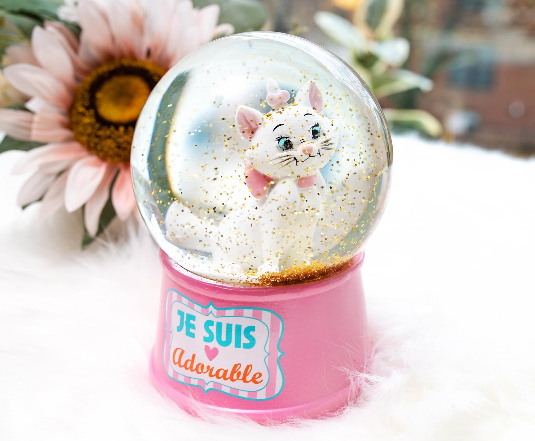 Disney Aristocats Marie "Je Suis Adorable" Light-Up Snow Globe | 6 Inches Tall