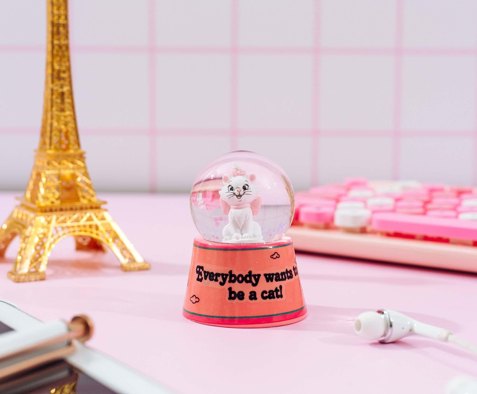Disney Aristocats Marie "Everybody Wants To Be A Cat" Mini Light-Up Snow Globe
