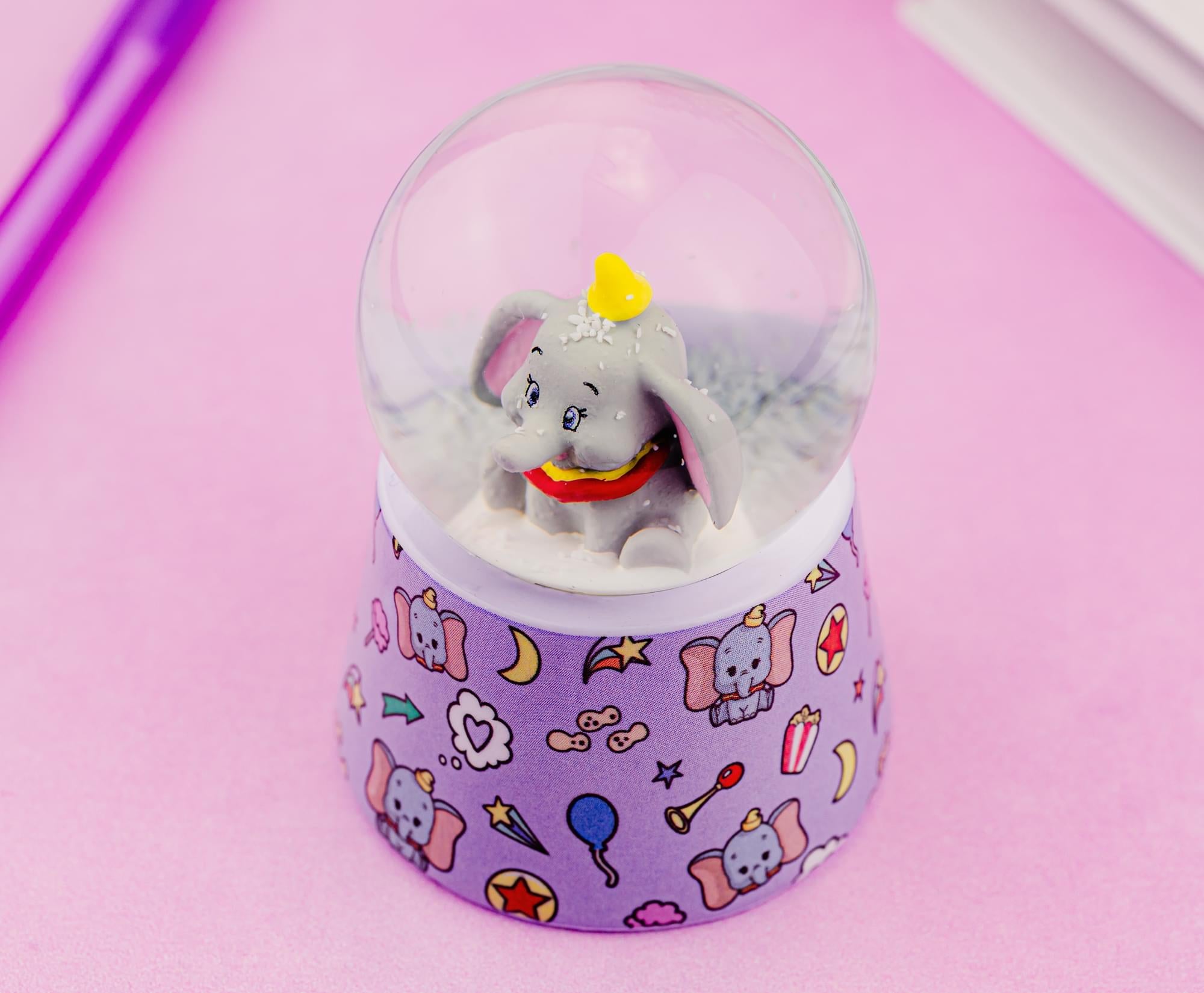 Disney Dumbo 3-Inch Mini Light-Up Snow Globe