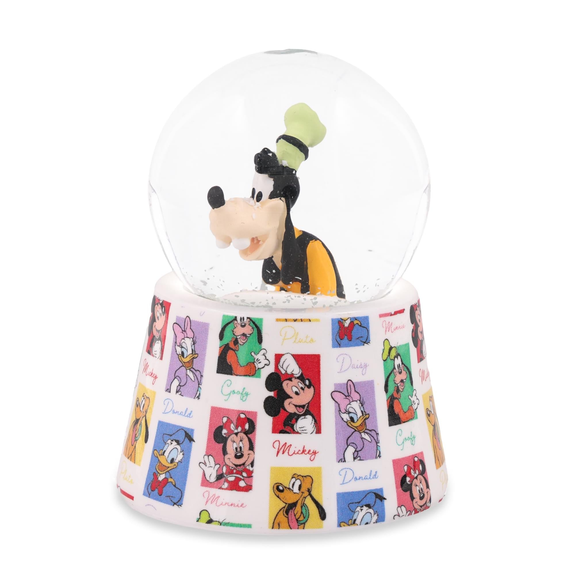 Disney Goofy 3-Inch Mini Light-Up Snow Globe