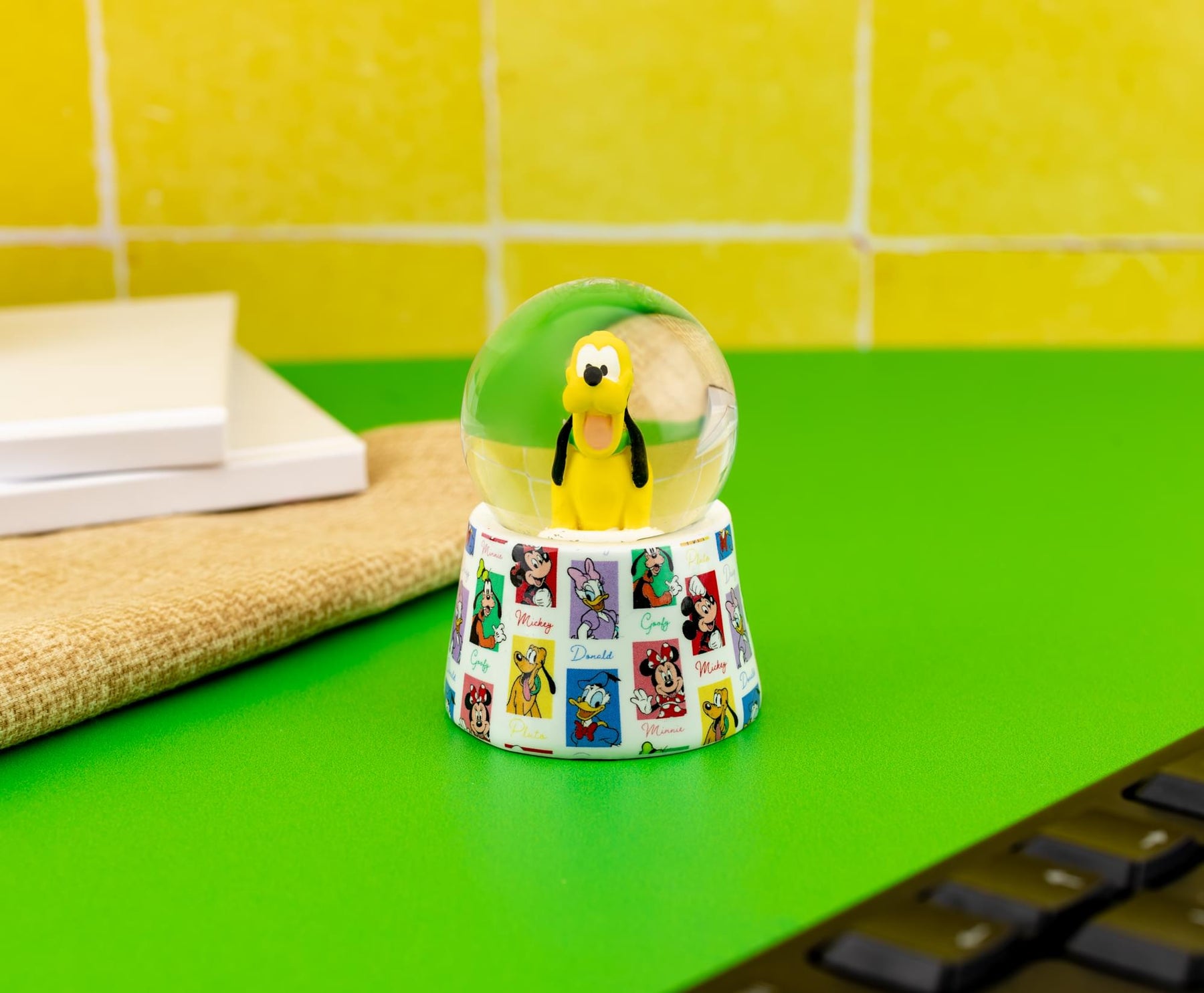 Disney Pluto 3-Inch Mini Light-Up Snow Globe