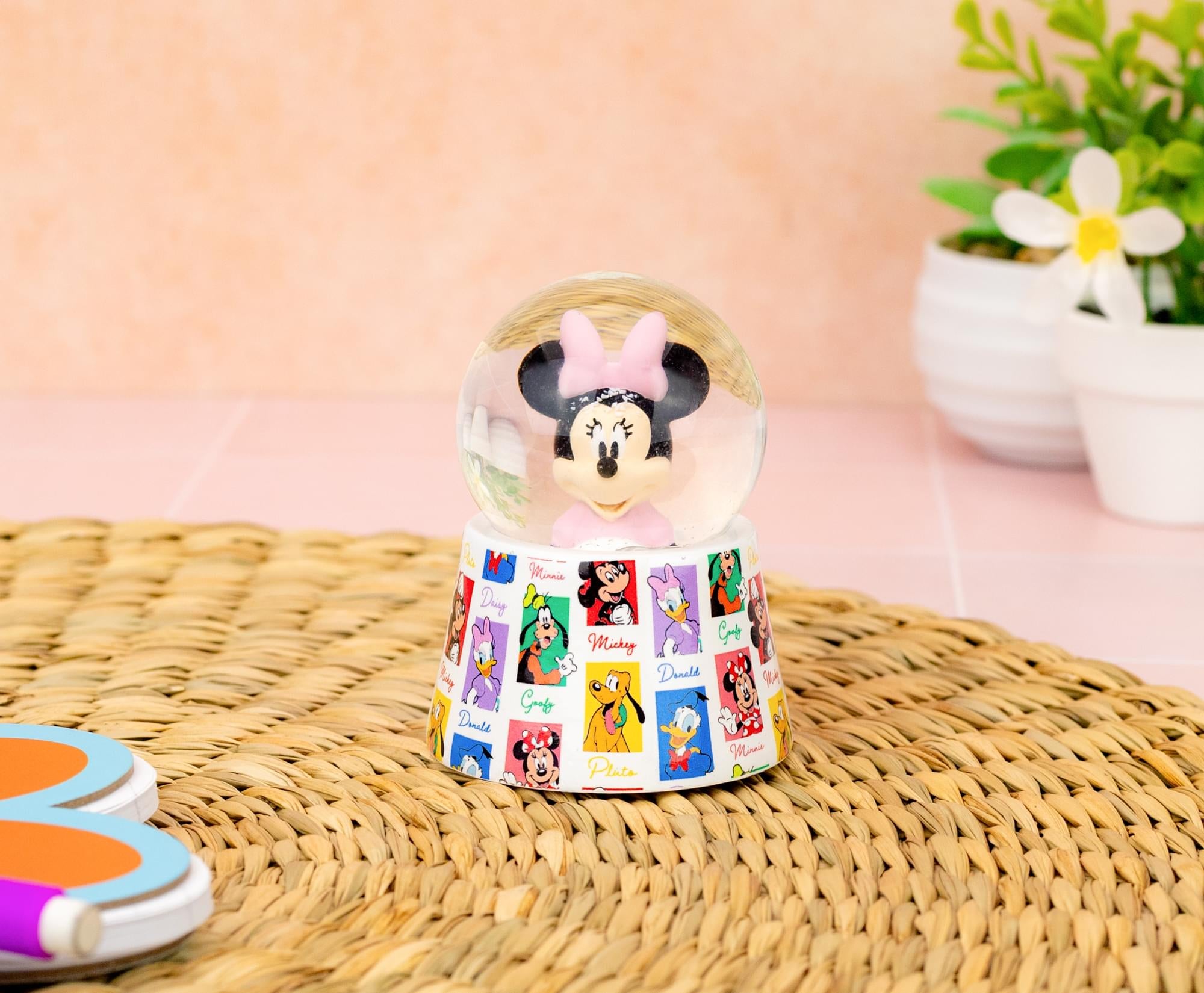 Disney Minnie Mouse Pink 3-Inch Mini Light-Up Snow Globe