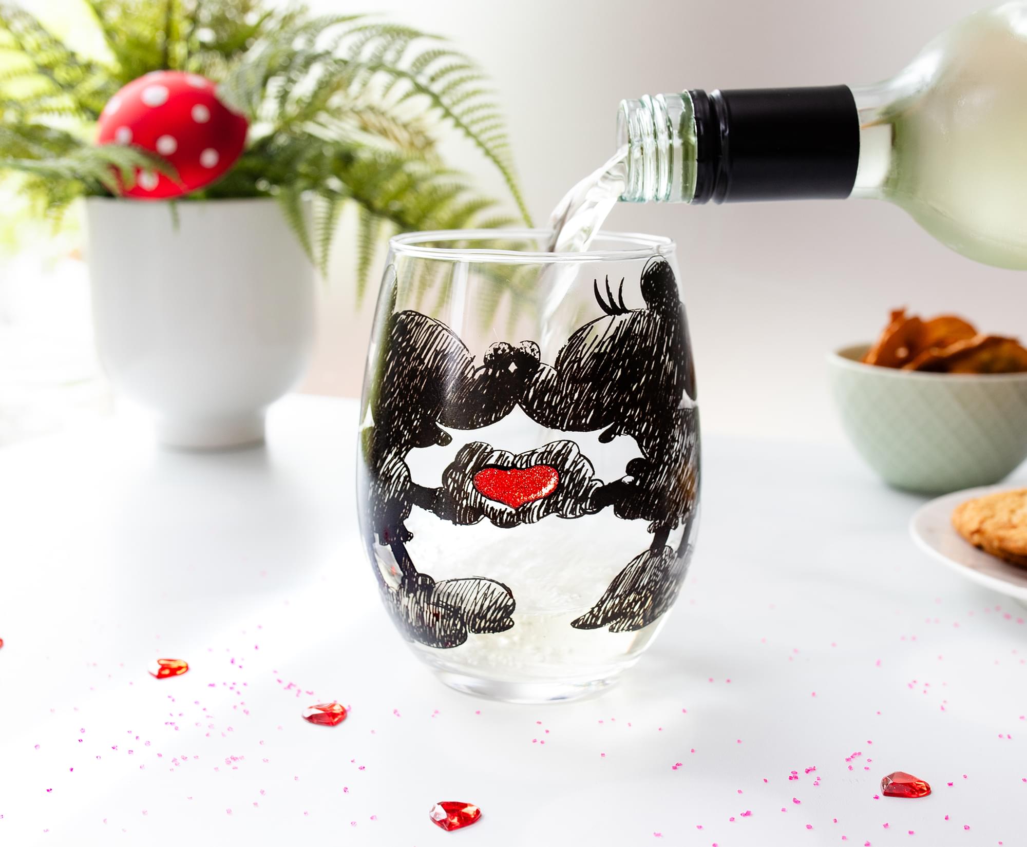 Disney Mickey and Minnie Sketchbook Stemless Wine Glass | Holds 20 Ounces