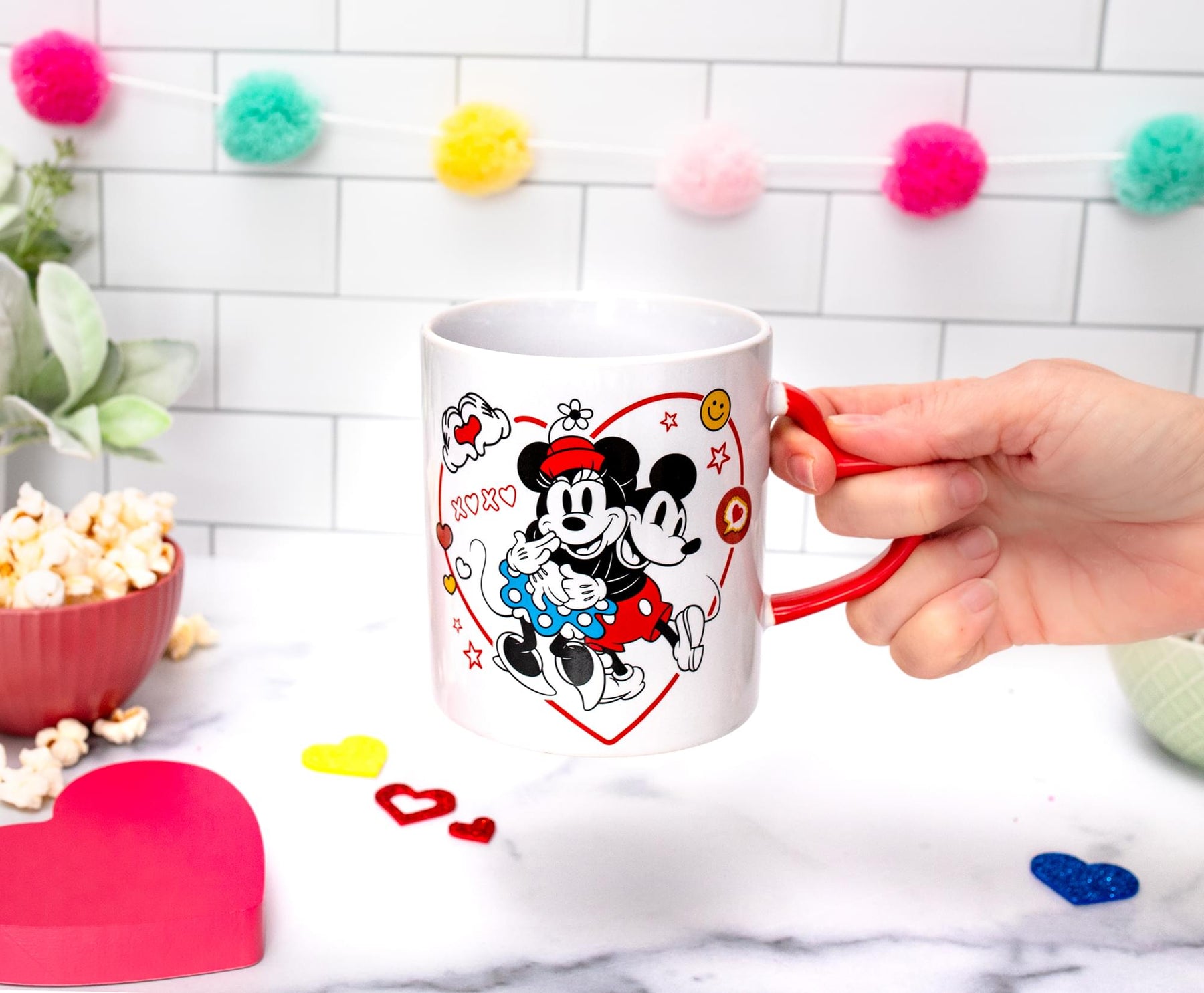 Disney Mickey and Minnie Mouse Icons 20-Ounce Ceramic Mug With Sculpted Handle