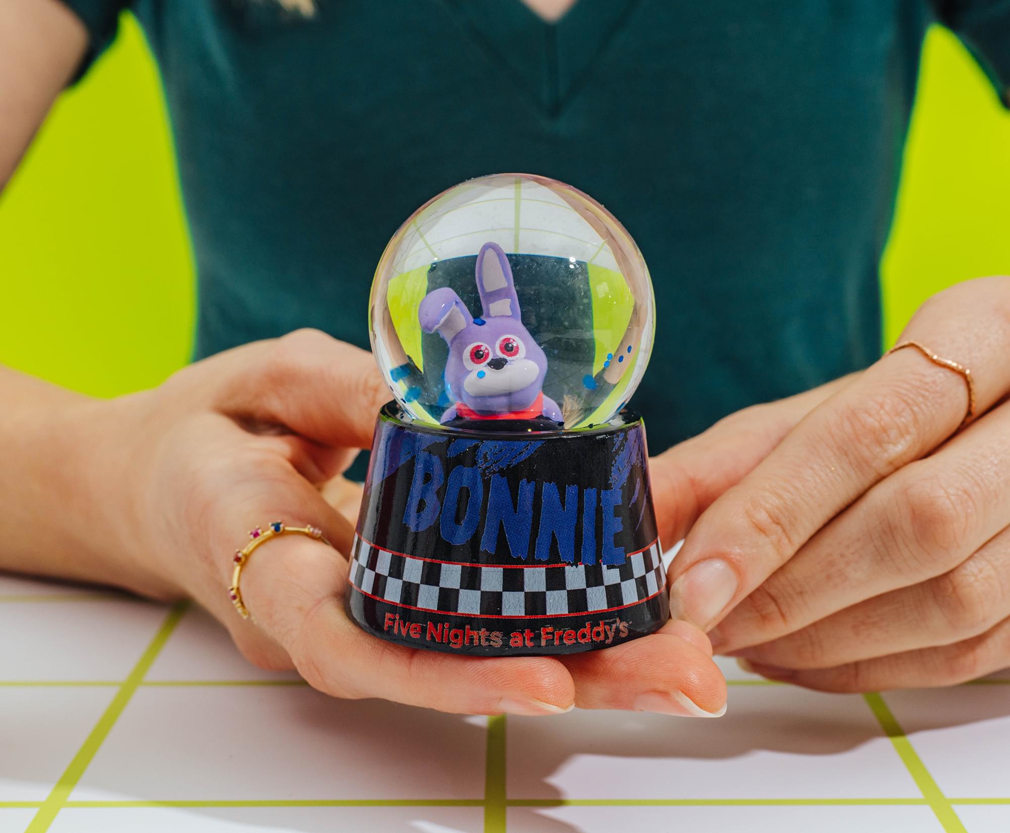Five Nights At Freddy's Bonnie The Rabbit 3-Inch Mini Light-Up Snow Globe