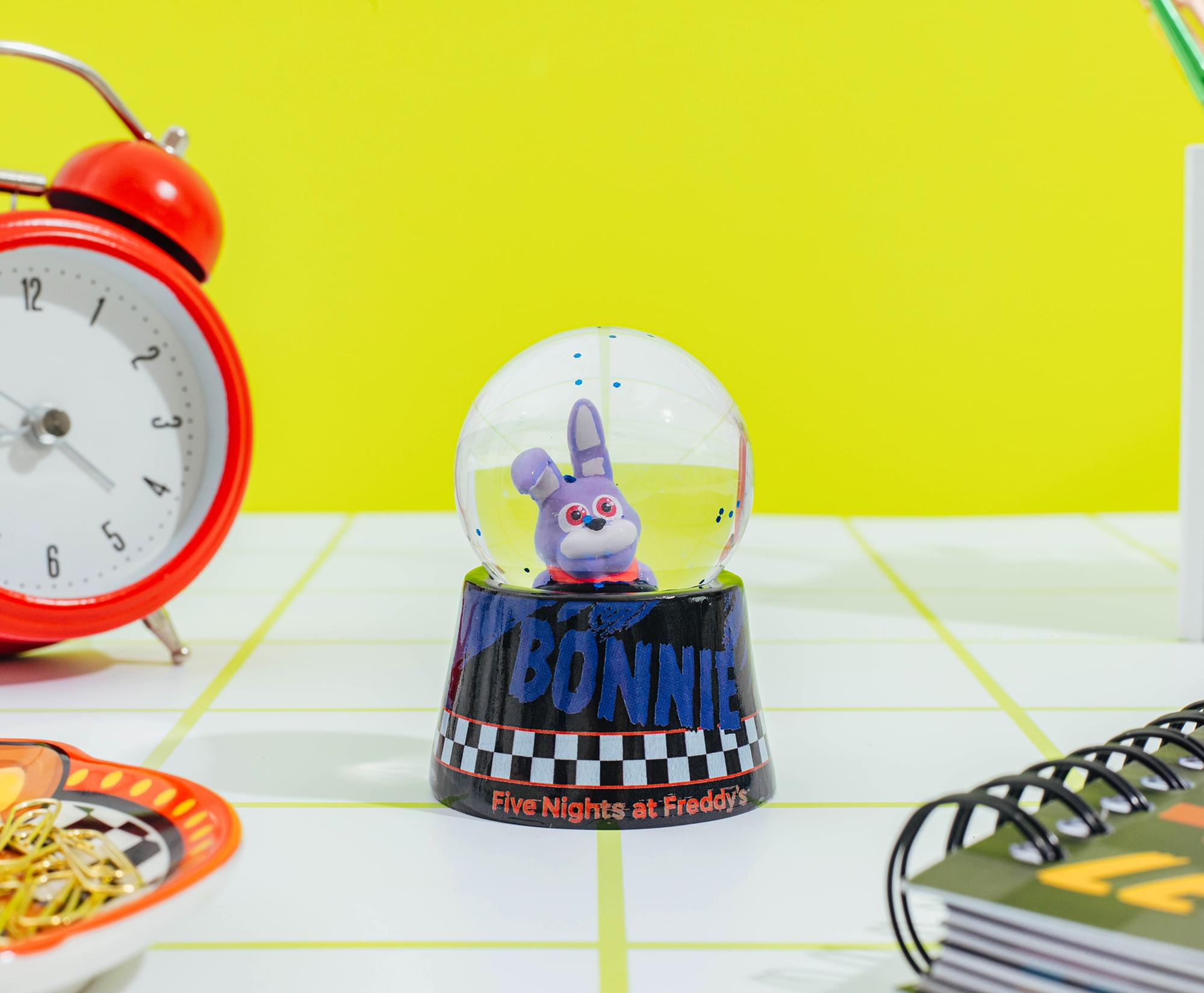 Five Nights At Freddy's Bonnie The Rabbit 3-Inch Mini Light-Up Snow Globe