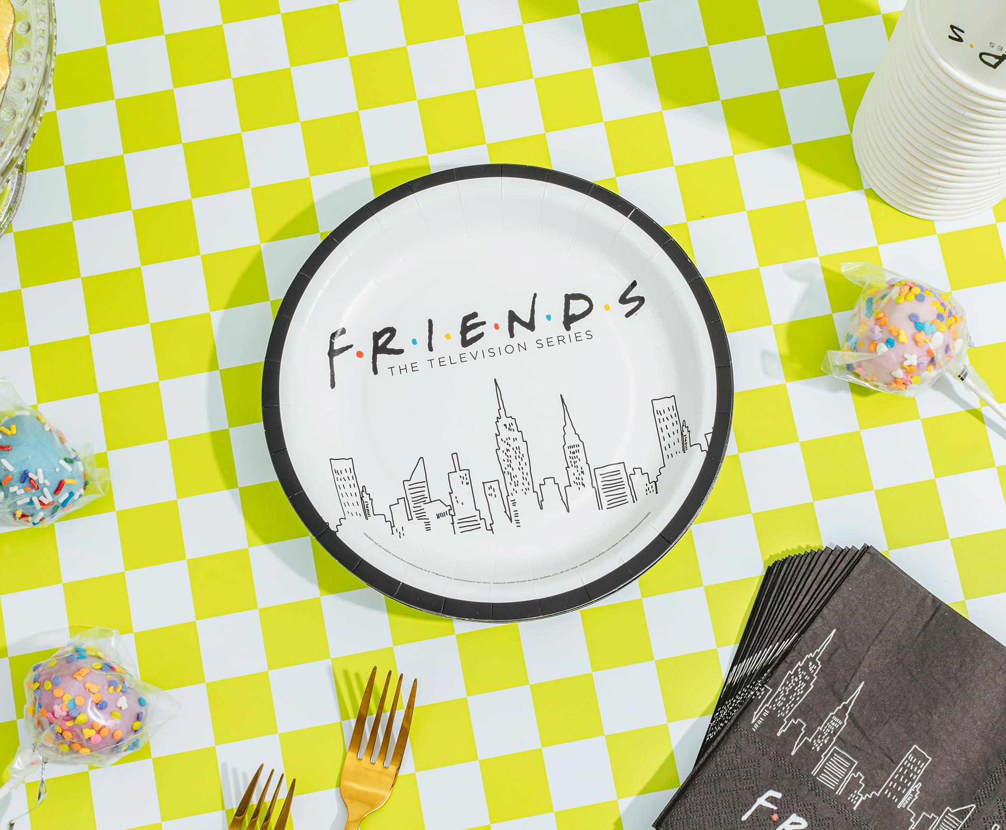 Friends New York City Skyline 60-Piece Party Tableware Set