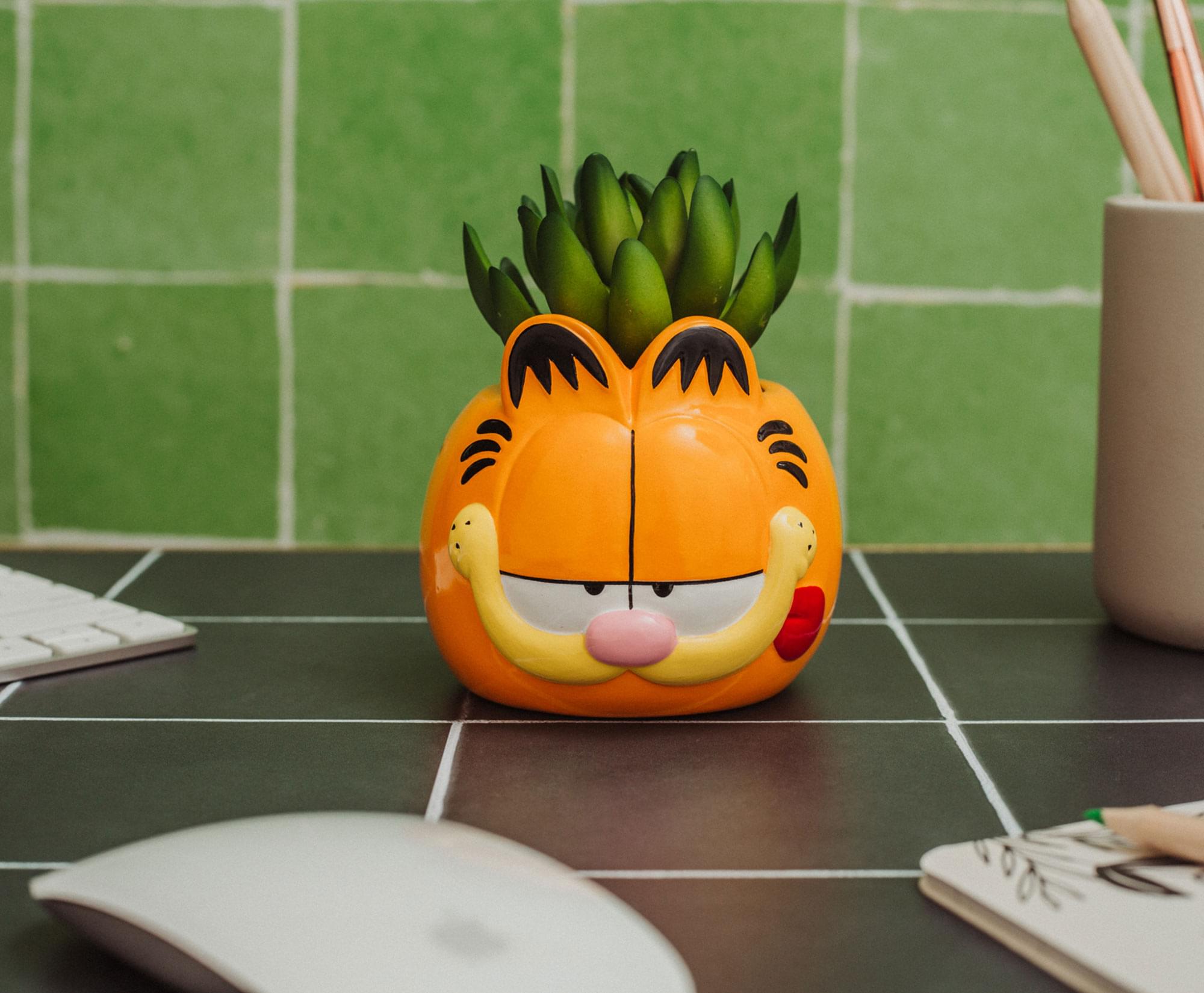Garfield 4-Inch Ceramic Mini Planter With Artificial Succulent