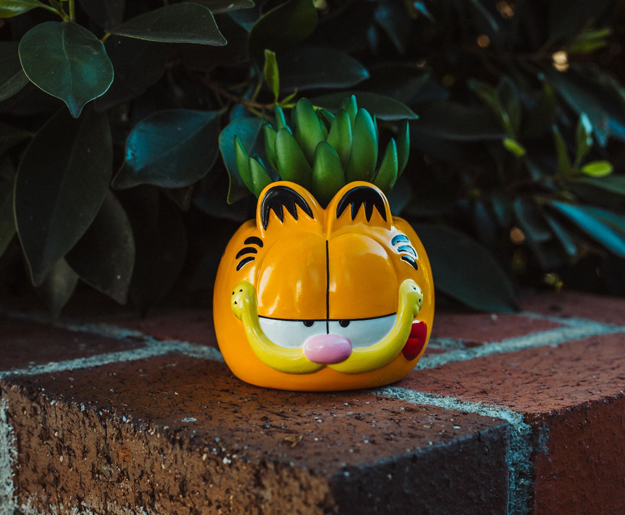 Garfield 4-Inch Ceramic Mini Planter With Artificial Succulent