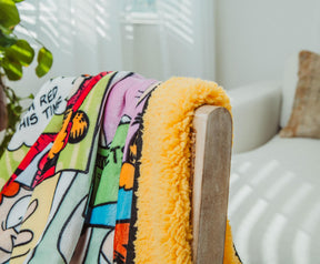 Garfield and Jon Comic Strip Panels Sherpa Throw Blanket | 50 x 60 Inches