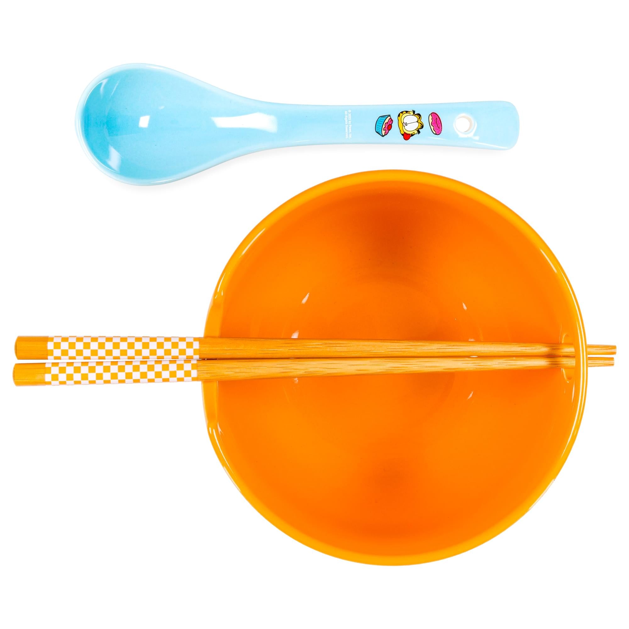 Garfield Junk Food 20-Ounce Ramen Bowl, Chopsticks, and Spoon Set