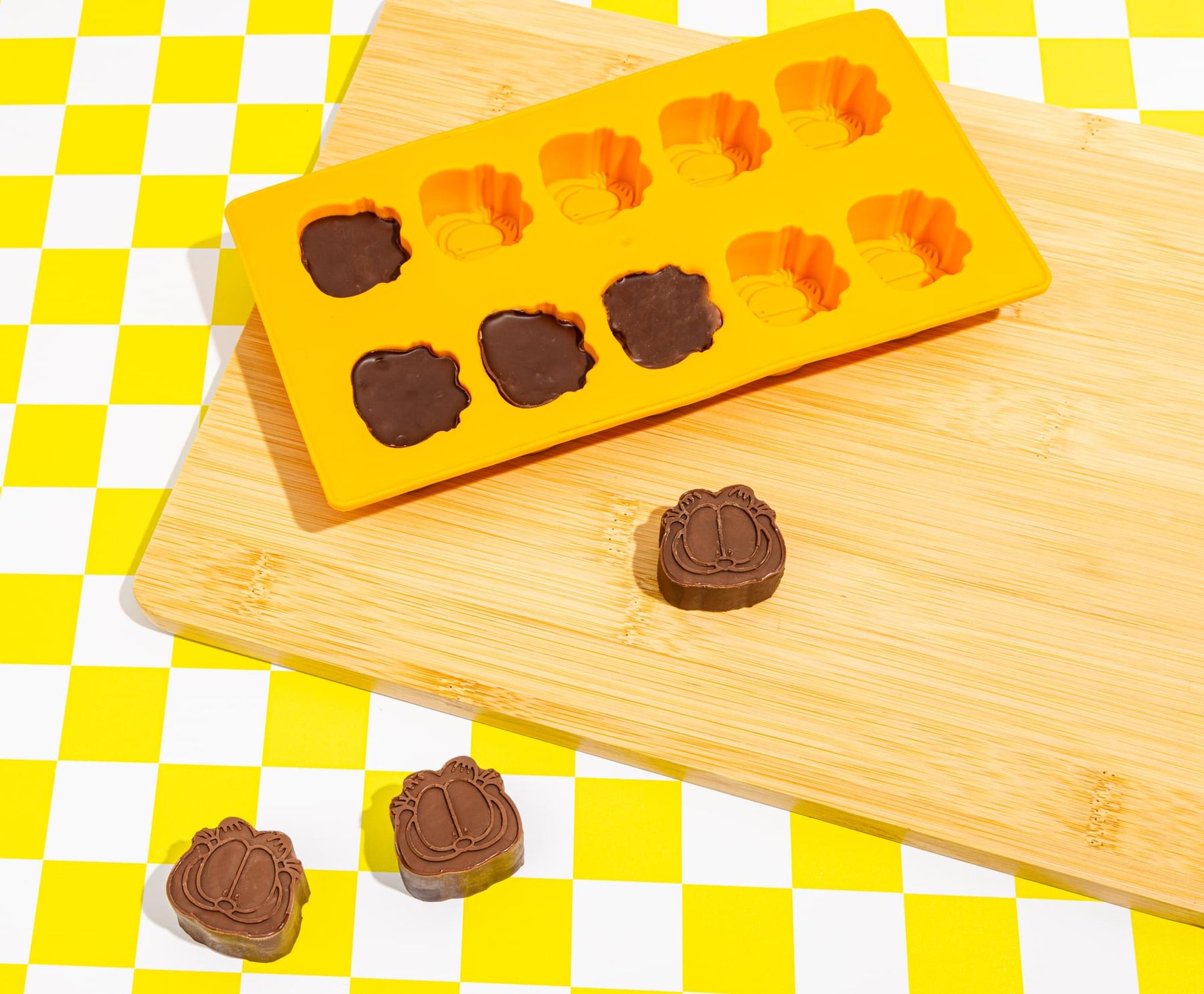Garfield Face Molded Silicone Ice Cube Tray