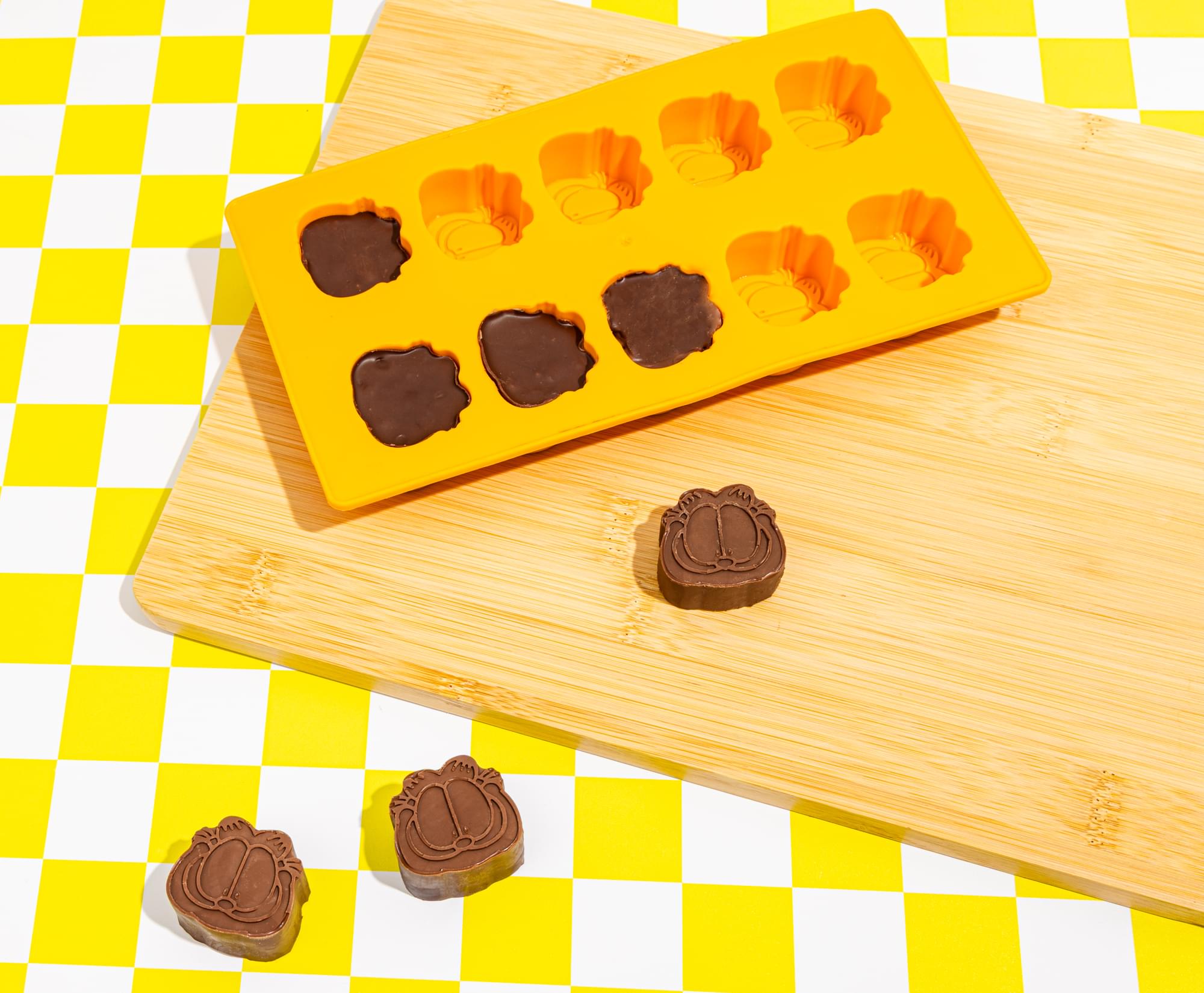 Garfield Face Molded Silicone Ice Cube Tray