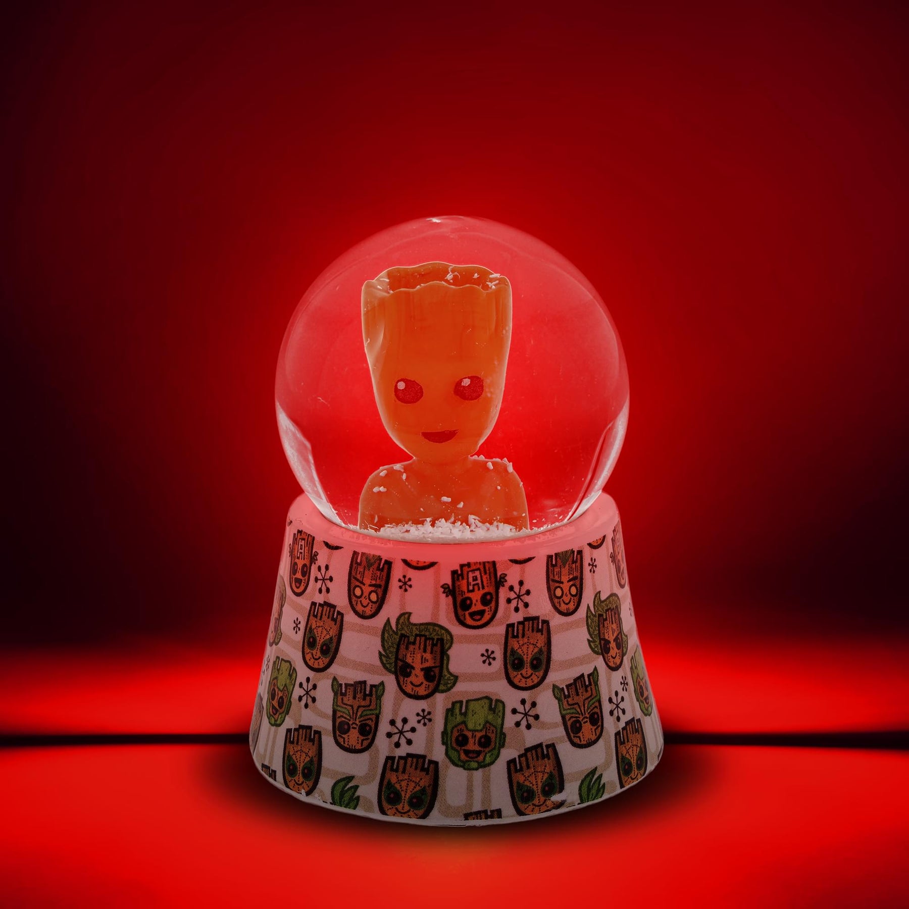 Marvel Studios Guardians Of The Galaxy Groot 3-Inch Mini Light-Up Snow Globe