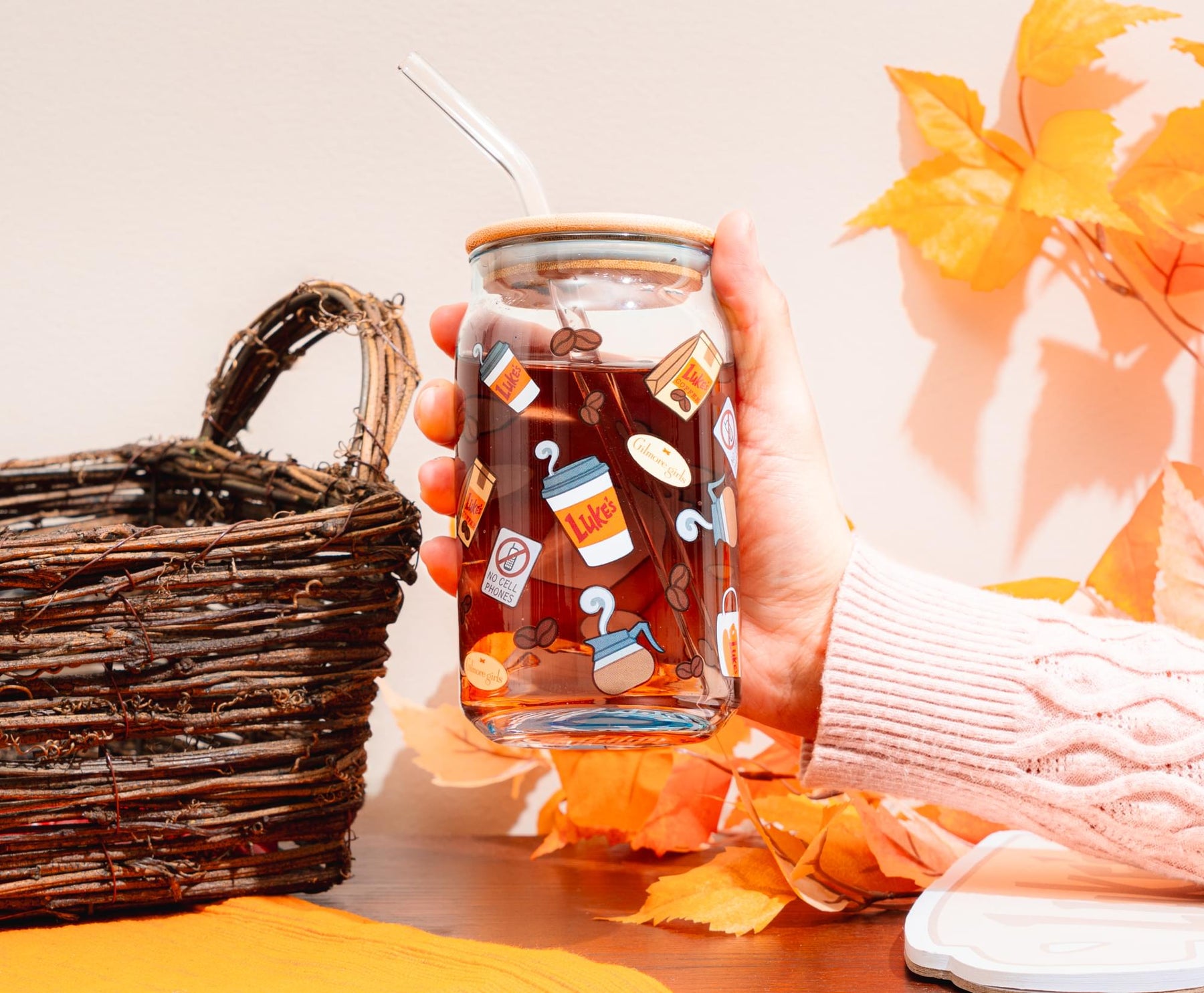 Gilmore Girls Luke's Diner 16-Ounce Glass Tumbler With Bamboo Lid and Straw