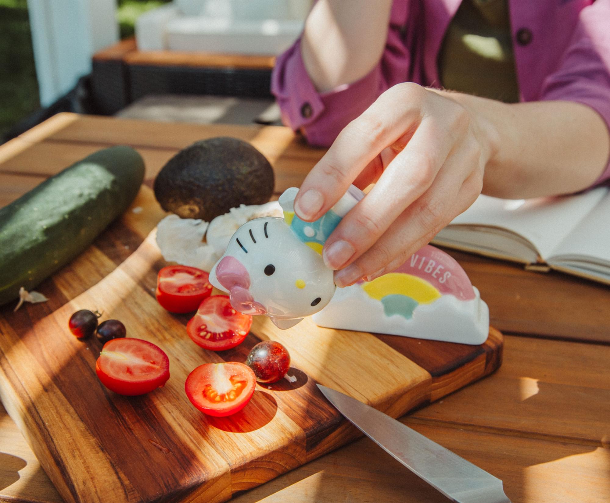 Sanrio Hello Kitty and Rainbow Ceramic Salt and Pepper Shaker Set