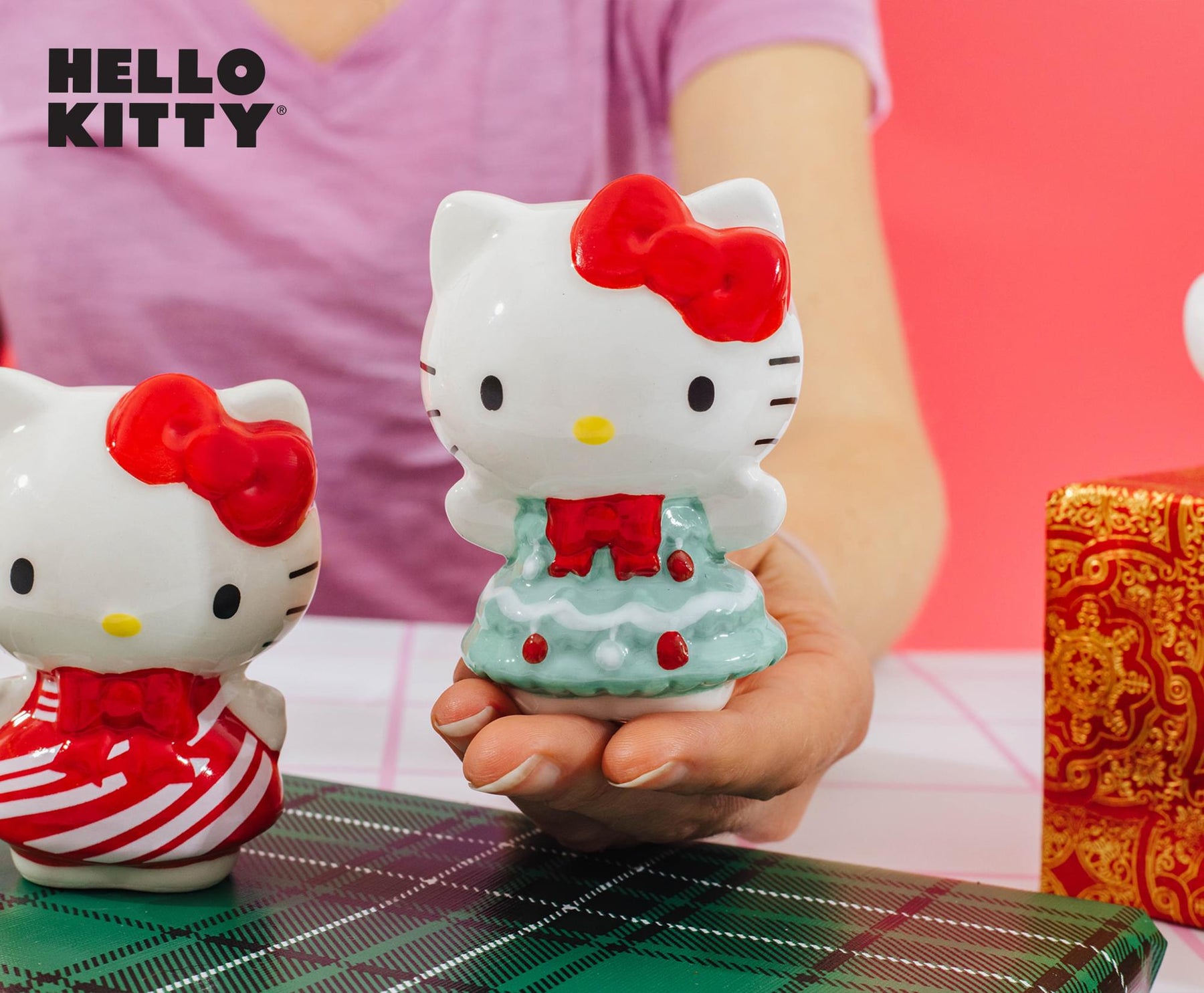 Sanrio Hello Kitty Holiday Dresses Ceramic Salt and Pepper Shaker Set
