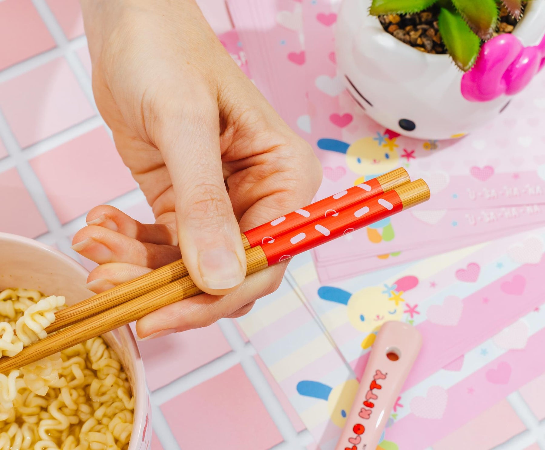 Sanrio Hello Kitty Sprinkles 20-Ounce Ramen Bowl, Chopsticks, and Spoon Set