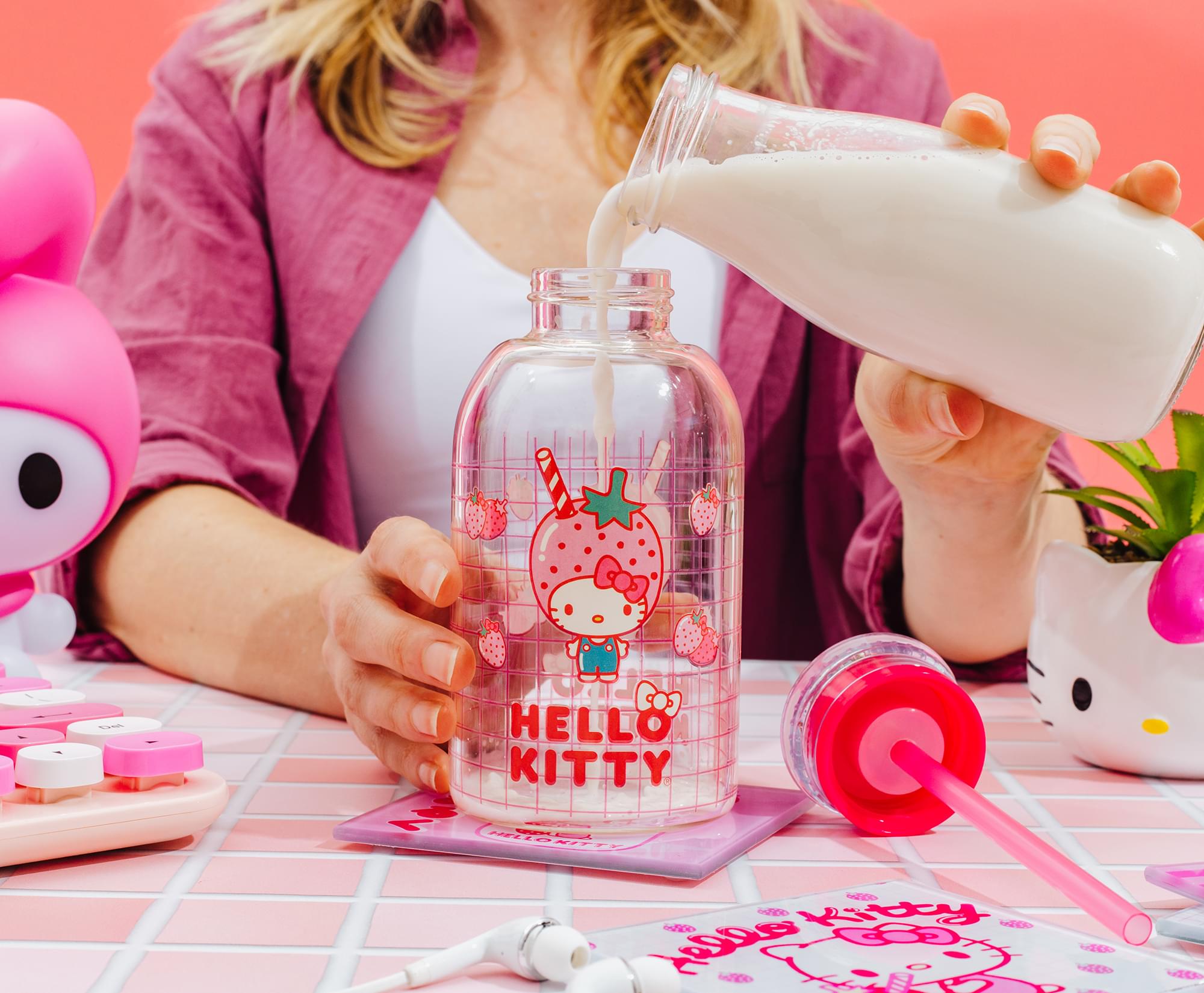 Sanrio Hello Kitty Pink Strawberry 15-Ounce Glass Milk Bottle With Straw