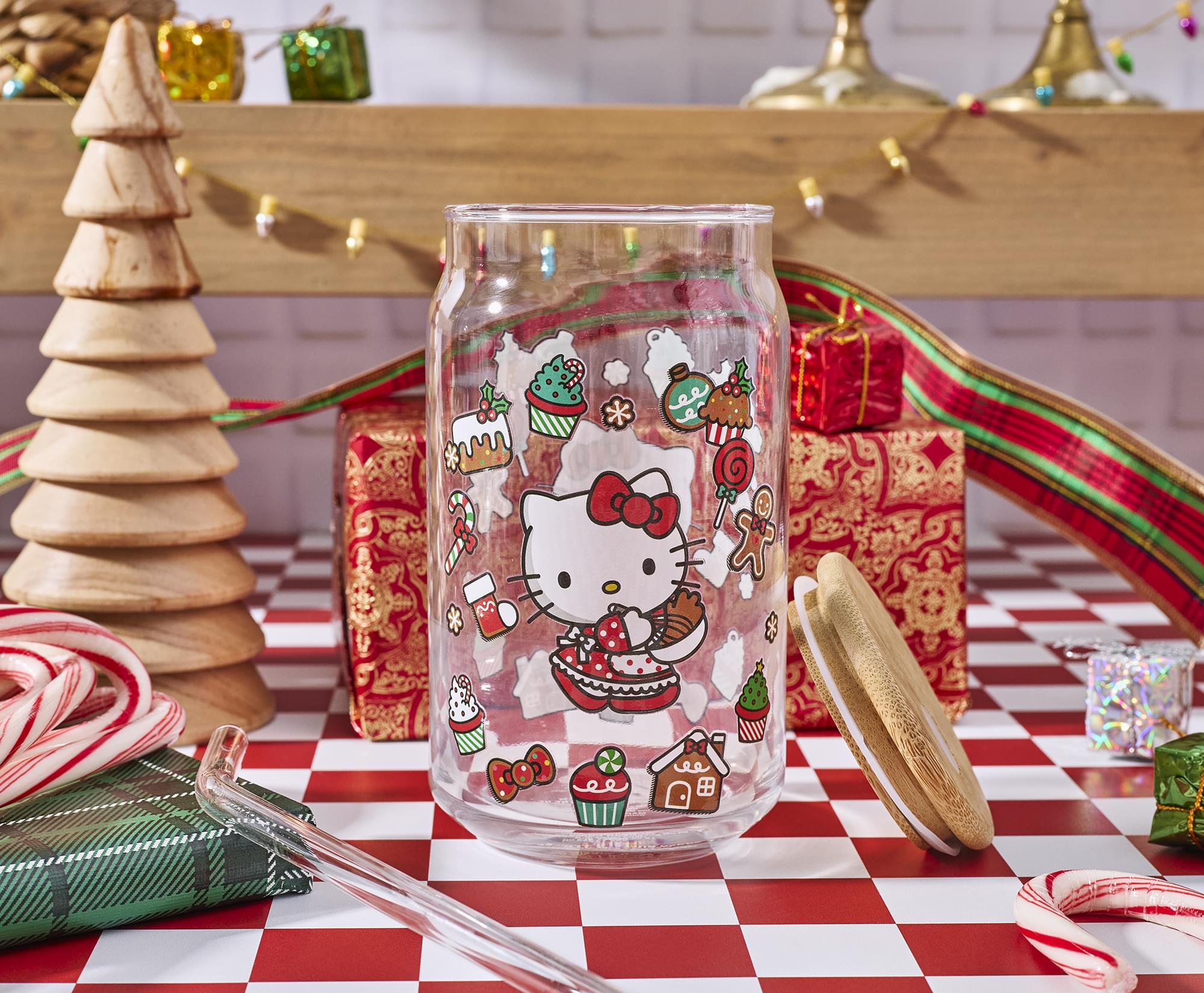Sanrio Hello Kitty Holiday 16-Ounce Glass Tumbler With Bamboo Lid and Straw
