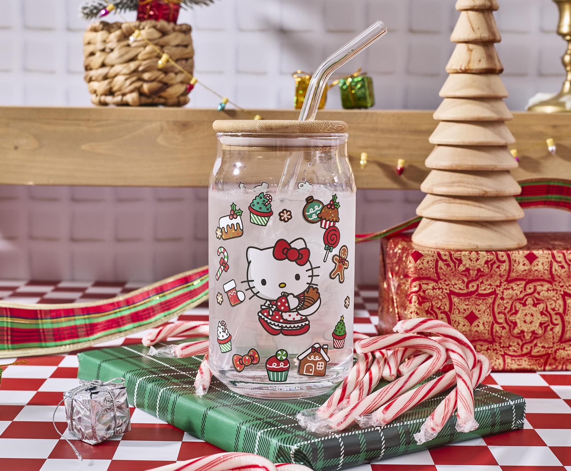 Sanrio Hello Kitty Holiday 16-Ounce Glass Tumbler With Bamboo Lid and Straw