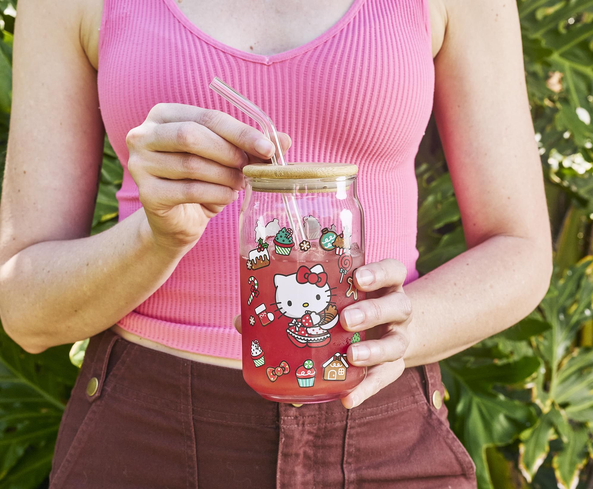 Sanrio Hello Kitty Holiday 16-Ounce Glass Tumbler With Bamboo Lid and Straw
