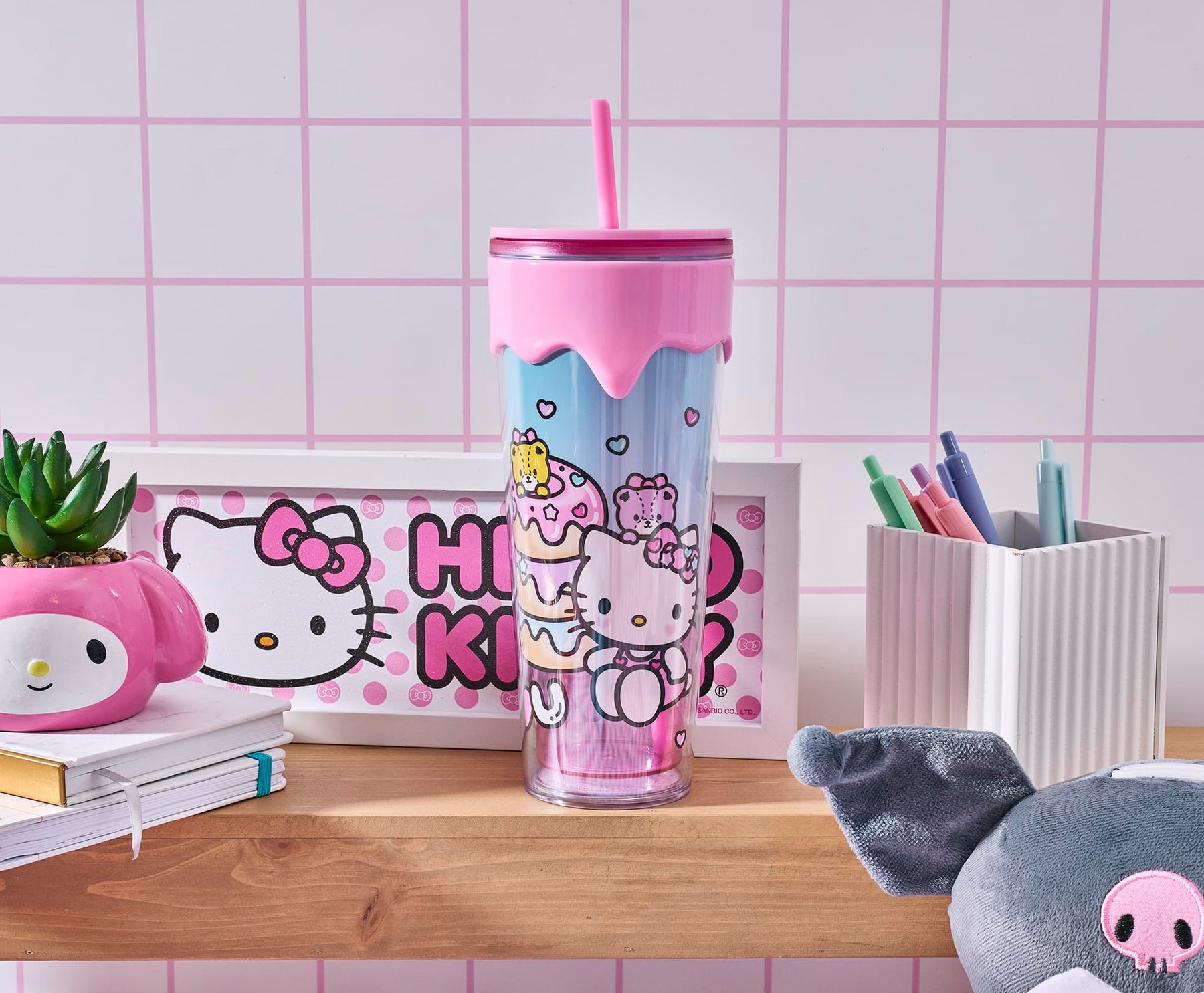 Sanrio Hello Kitty Donuts and Sweets 26-Ounce Plastic Carnival Cup With Straw