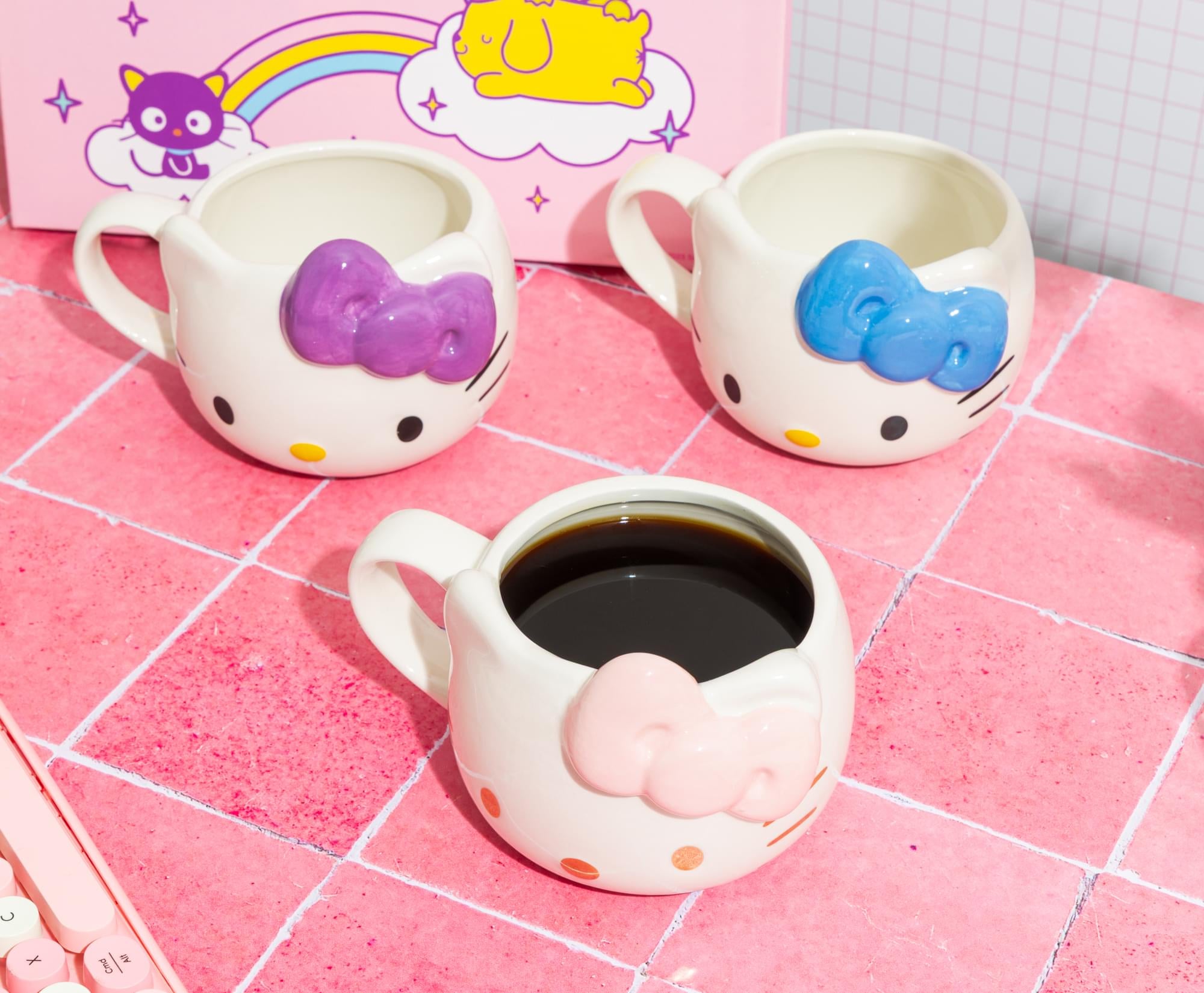 Sanrio Hello Kitty Golden Face Sculpted Ceramic Mug | Holds 20 Ounces