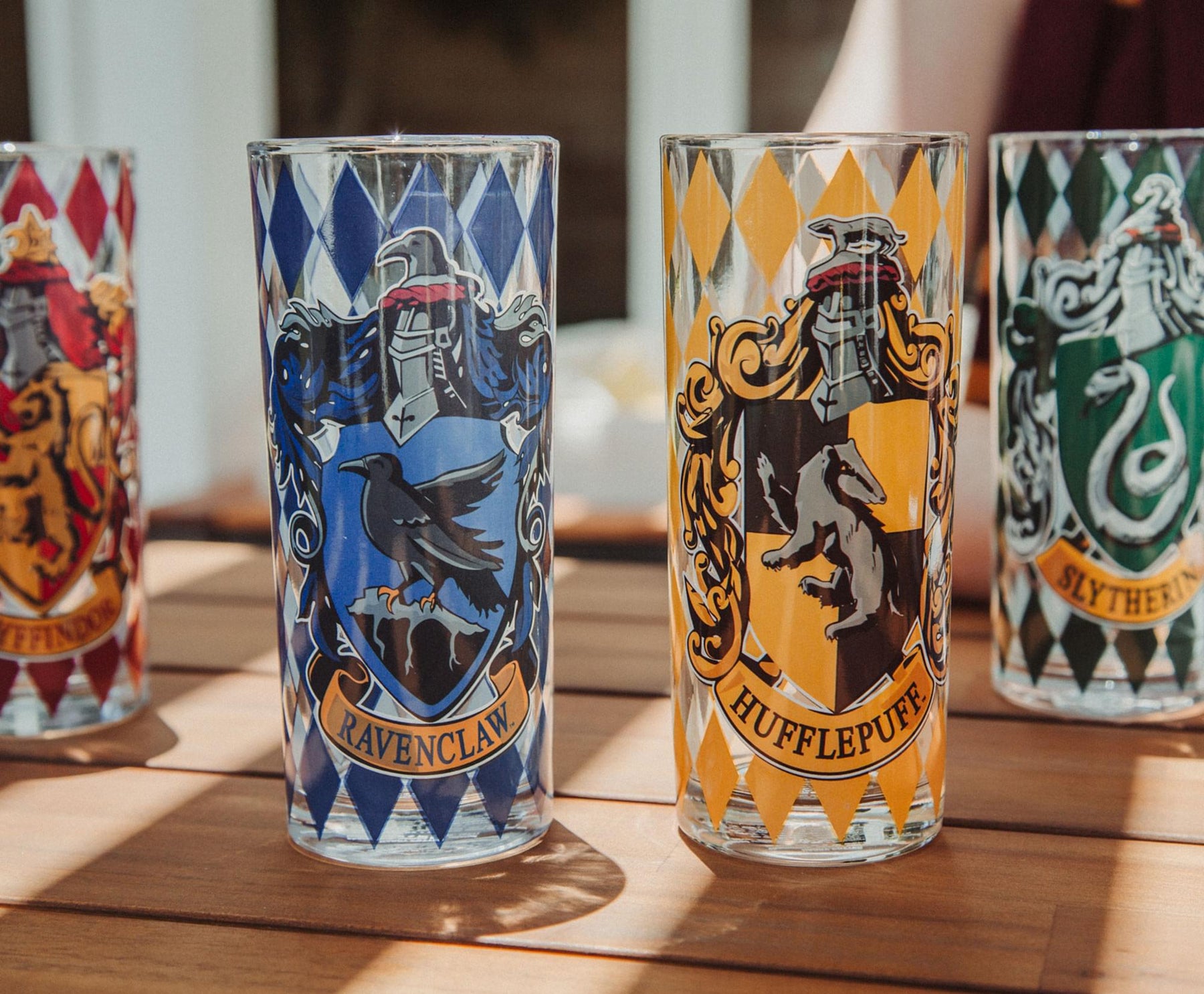 Harry Potter Hogwarts House Crests 10-Ounce Tumbler Glasses | Set of 4