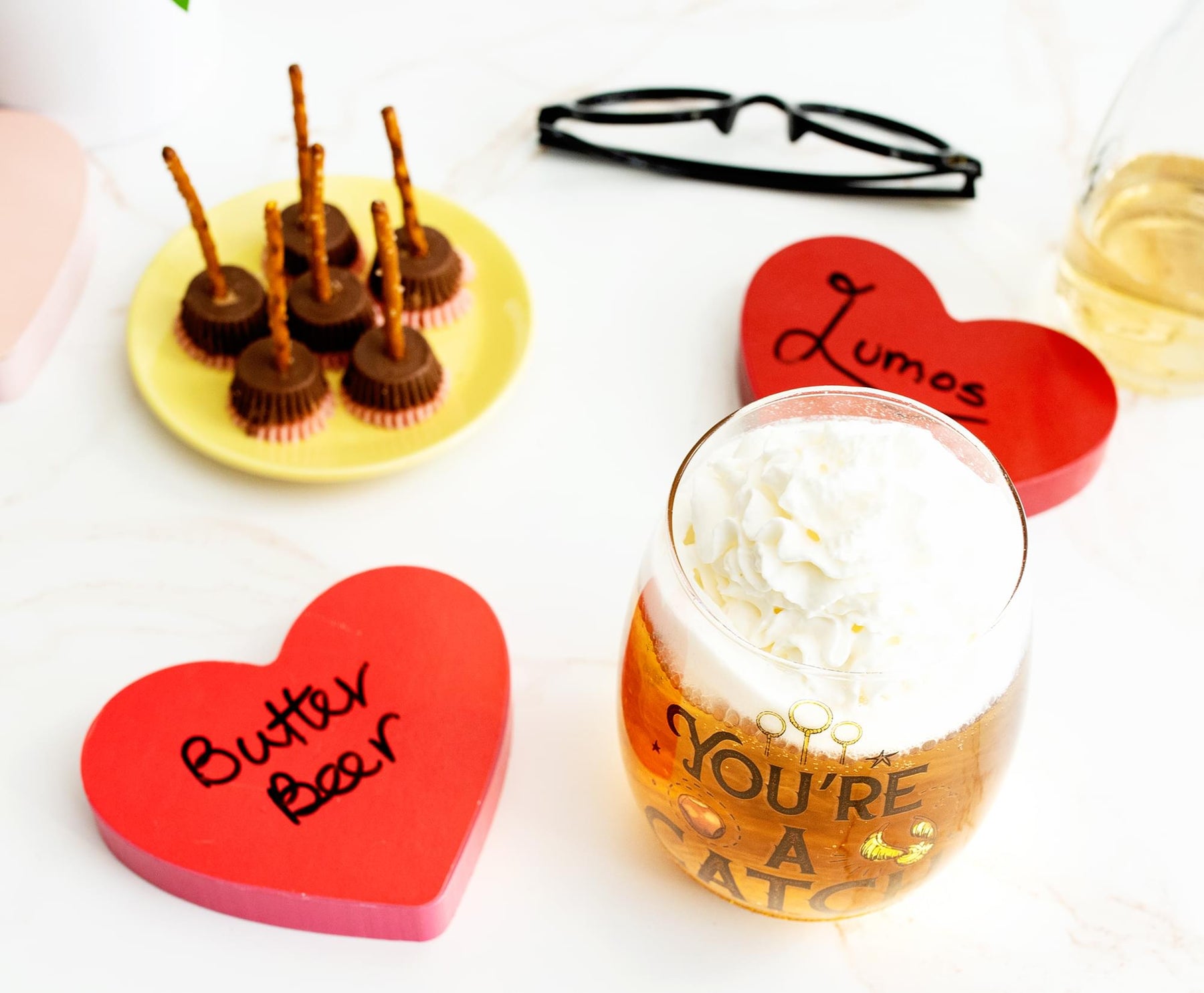 Harry Potter Quidditch "You're A Catch" Teardrop Stemless Wine Glass | 20 Ounces