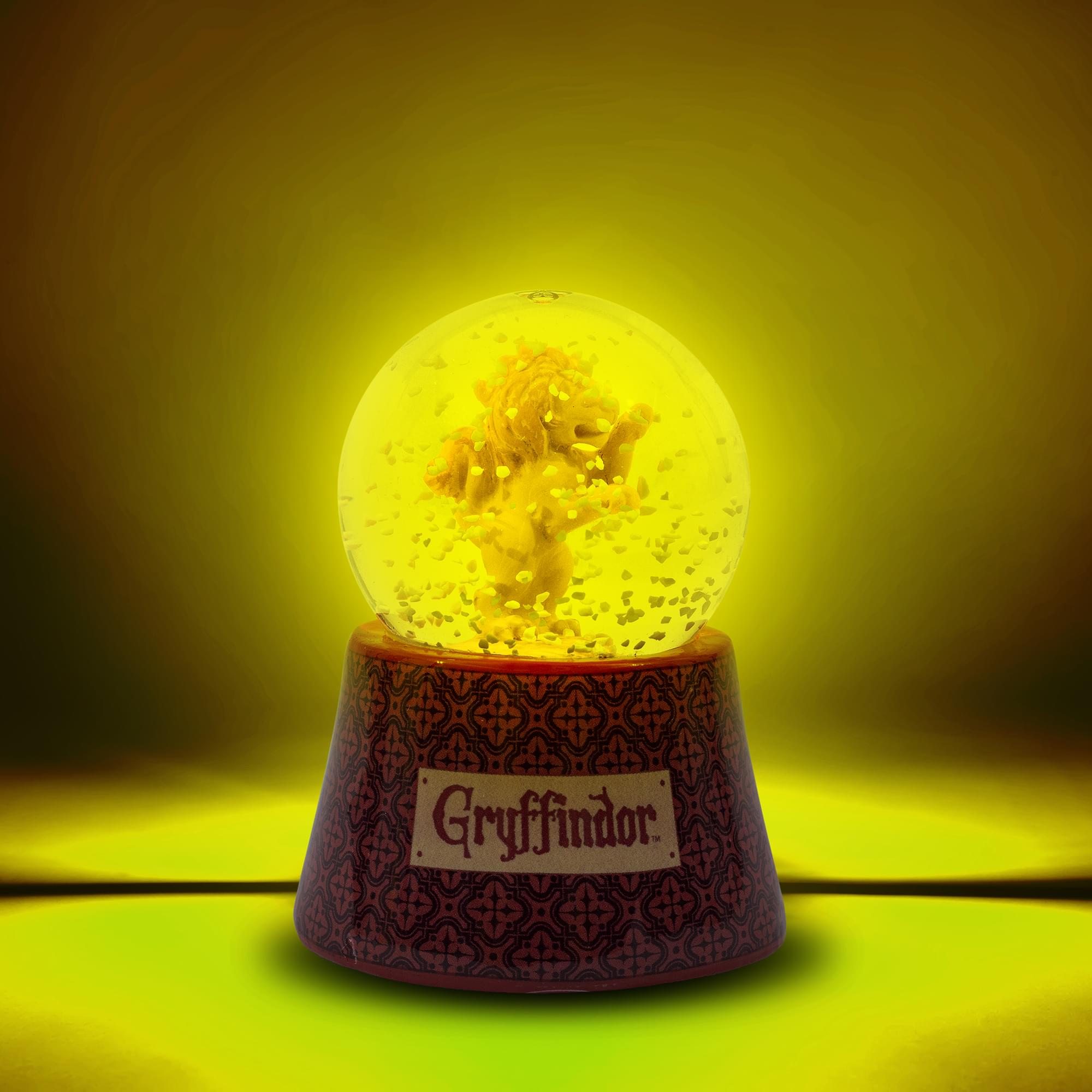 Harry Potter House Gryffindor 3-Inch Mini Light-Up Snow Globe
