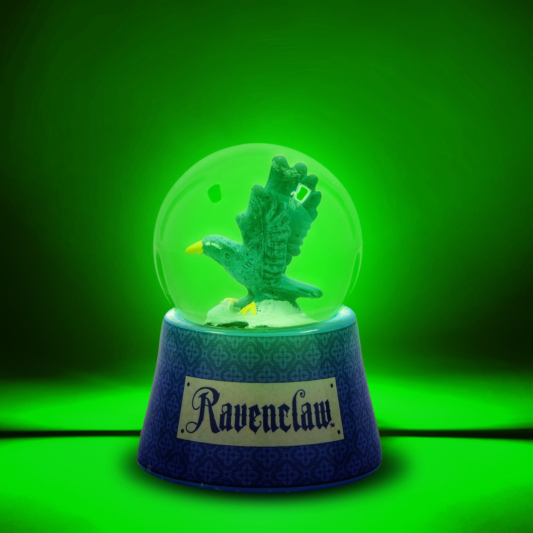 Harry Potter House Ravenclaw 3-Inch Mini Light-Up Snow Globe
