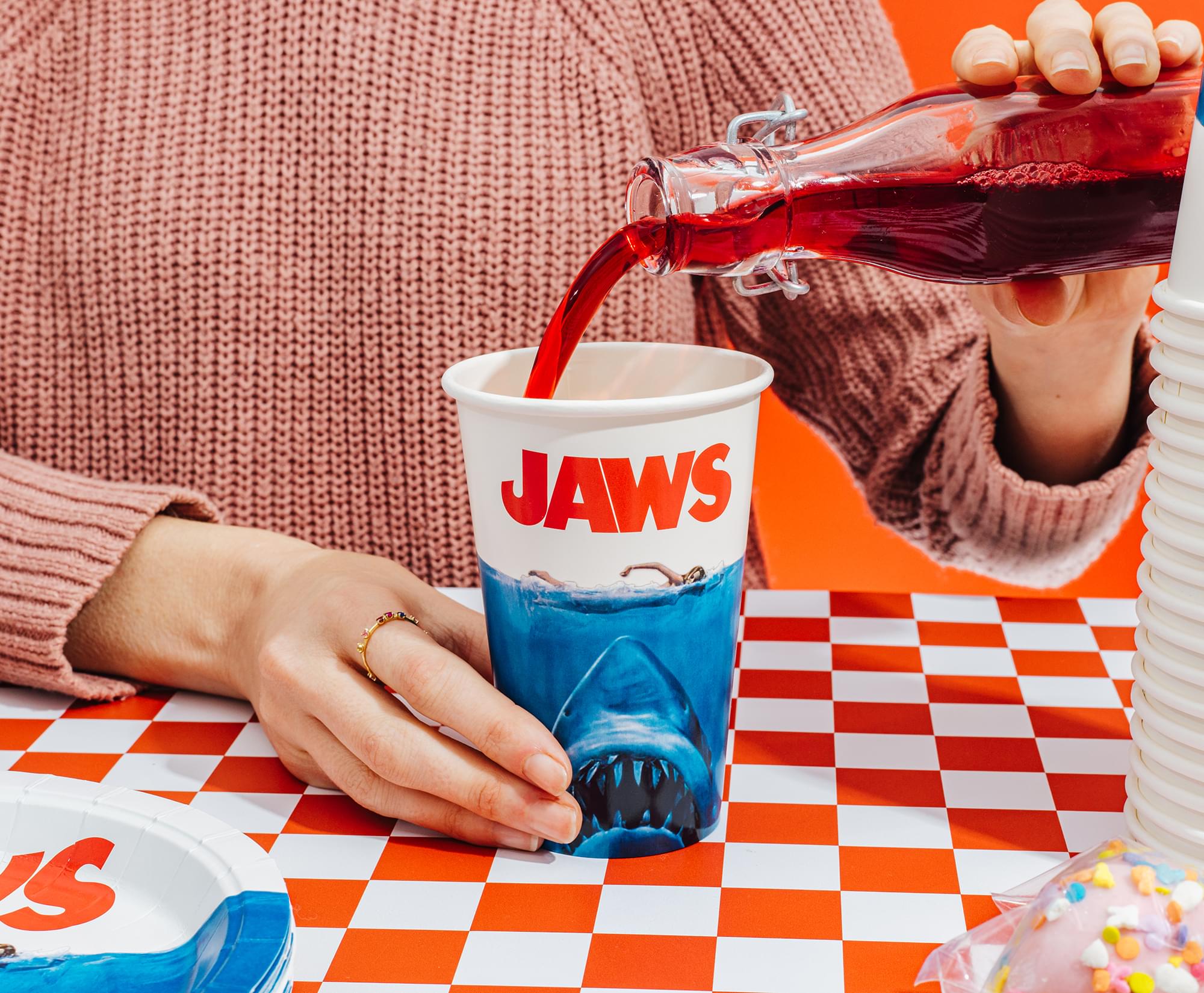 Jaws 60-Piece Party Tableware Set