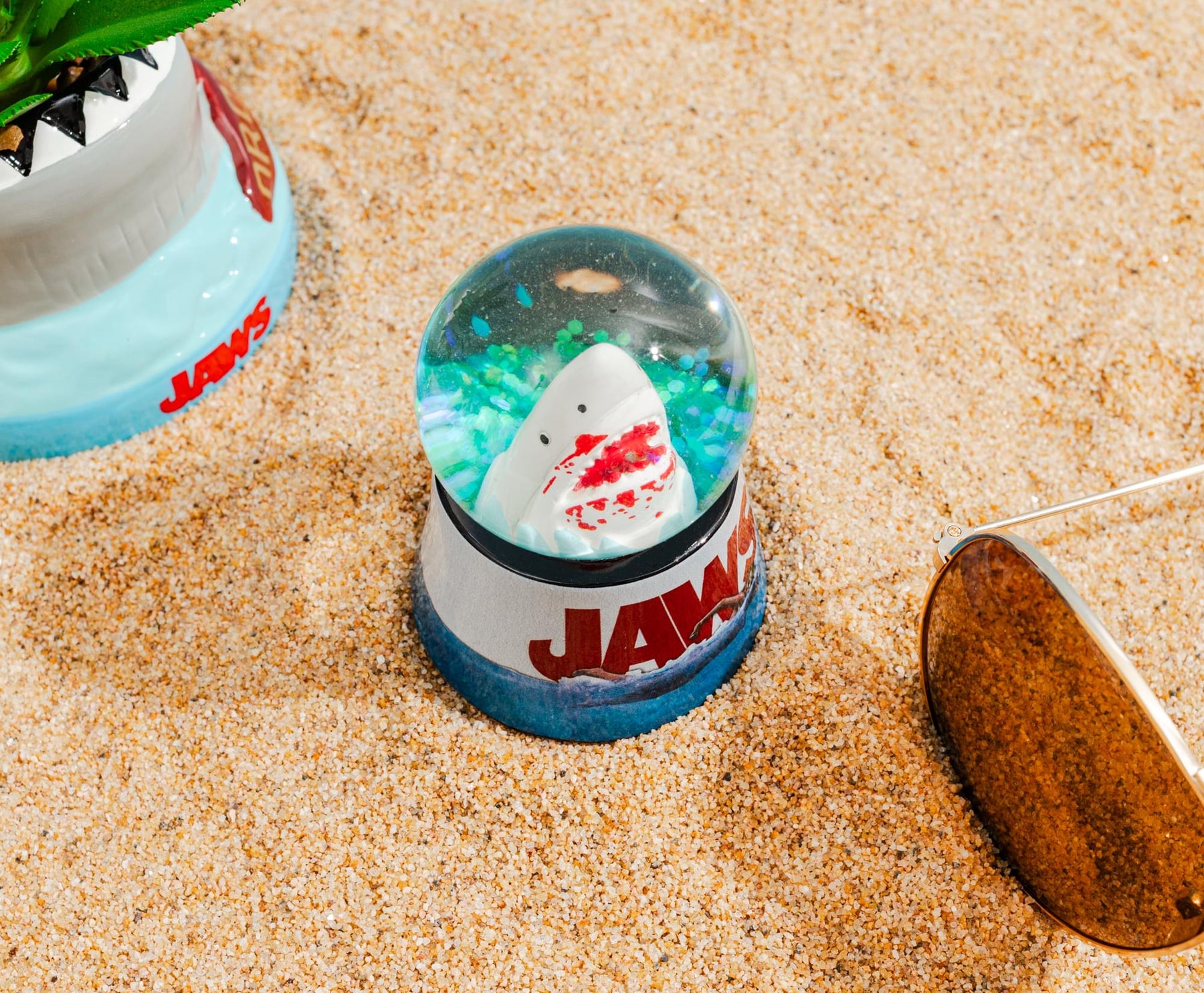 Jaws Poster 3-Inch Mini Light-Up Snow Globe