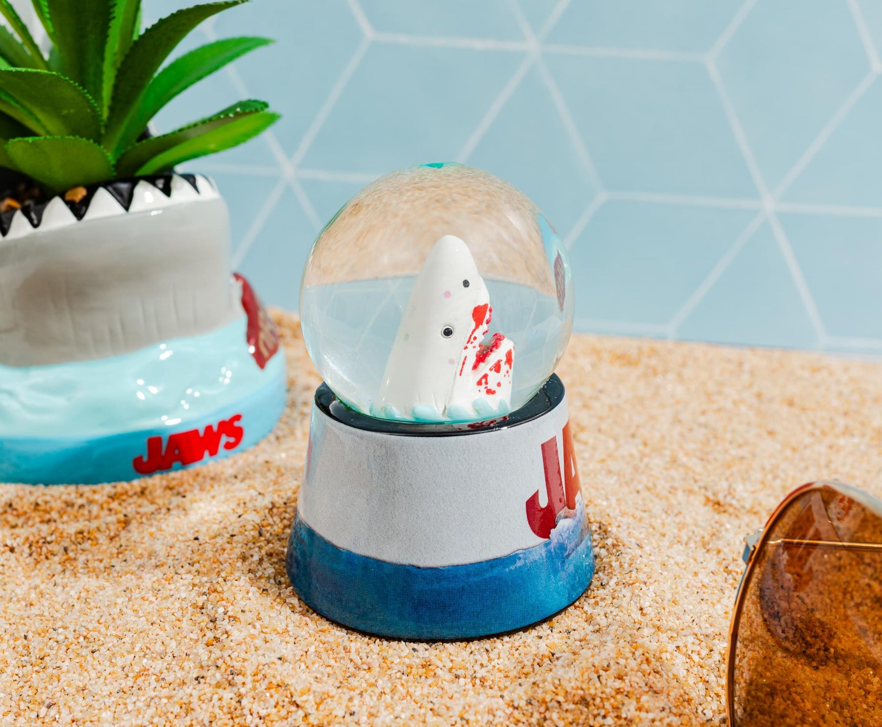 Jaws Poster 3-Inch Mini Light-Up Snow Globe
