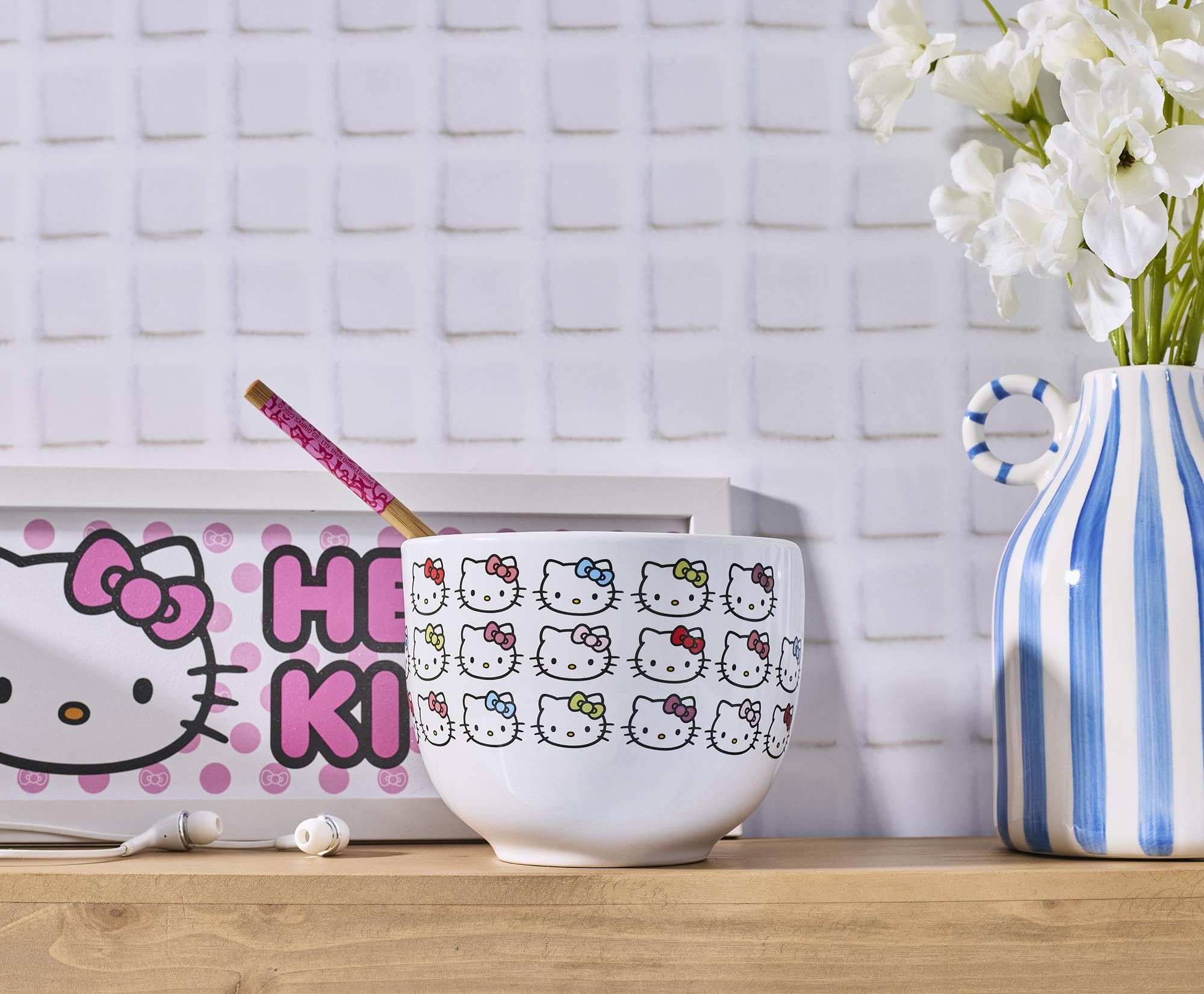 Sanrio Hello Kitty Faces 20-Ounce Ceramic Ramen Bowl With Chopsticks
