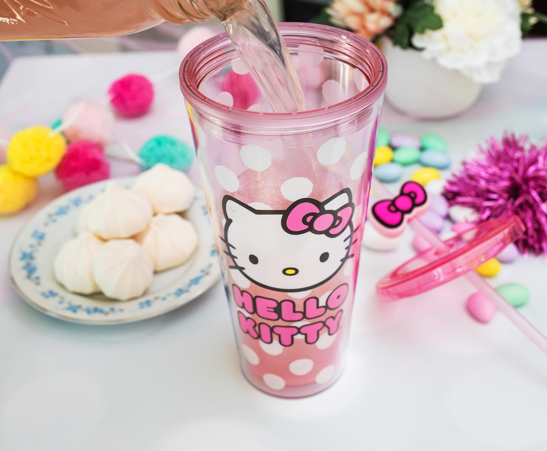 Sanrio Hello Kitty Face Carnival Cup With Lid and Topper Straw | Holds 24 Ounces