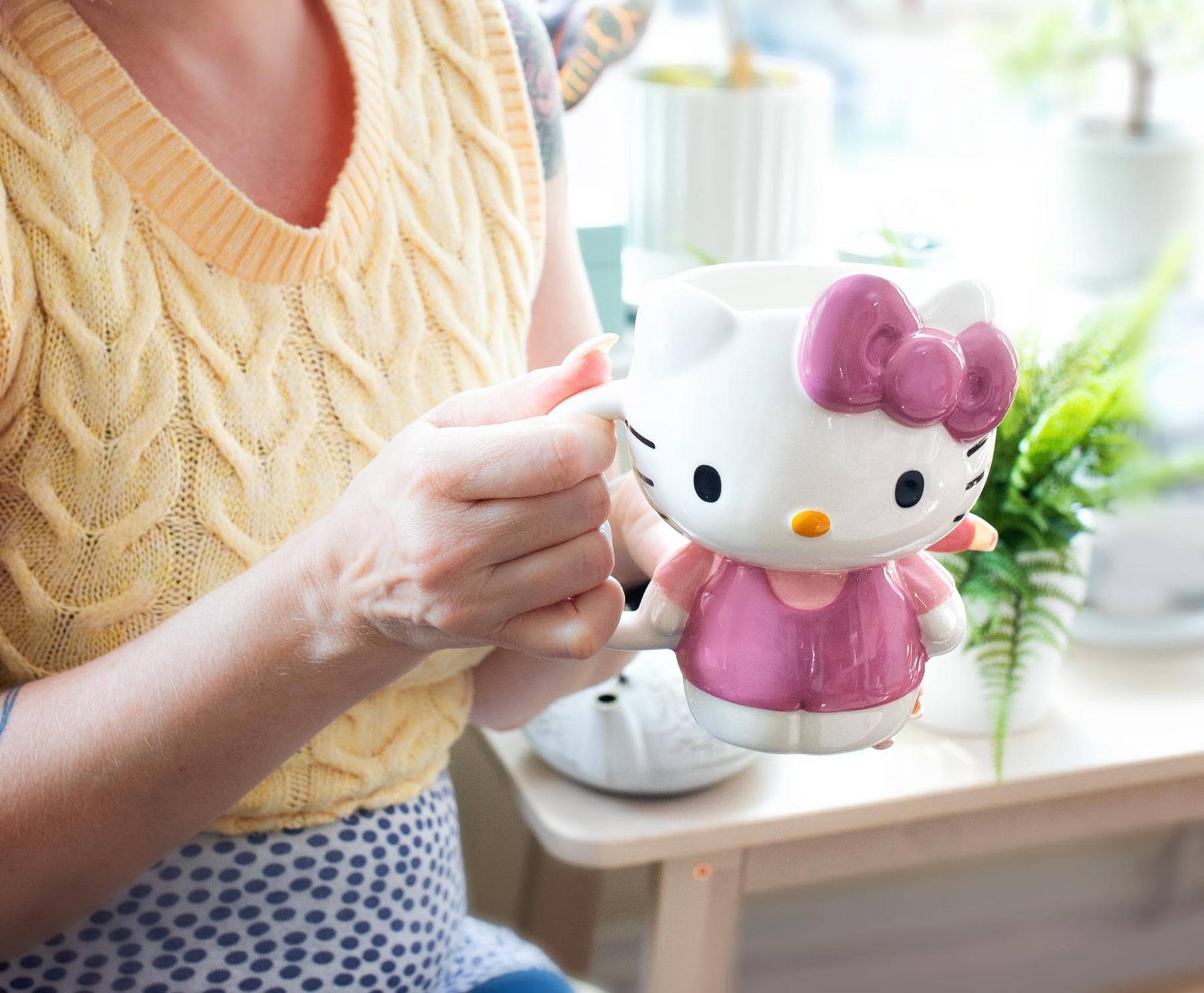 Sanrio Hello Kitty 3D Sculpted Ceramic Mug | Holds 20 Ounces