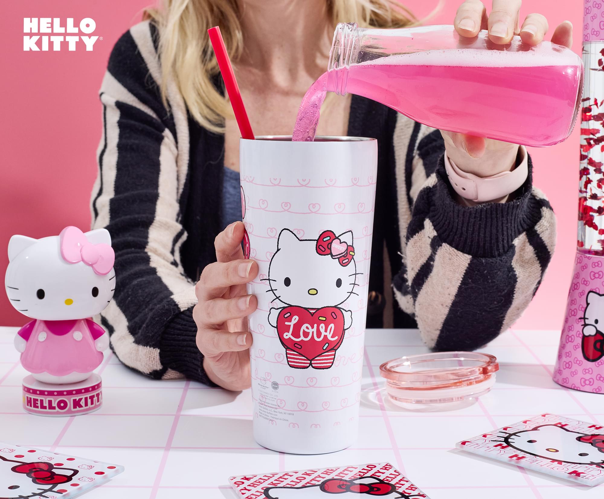 Sanrio Hello Kitty Balloons and Love 22-Ounce Stainless Steel Tumbler