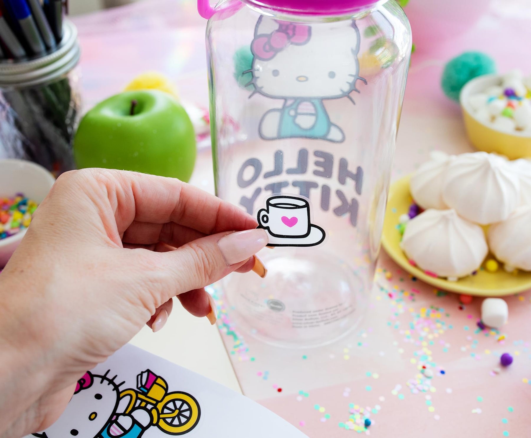 Sanrio Hello Kitty Icons 32-Ounce Water Bottle and Sticker Set