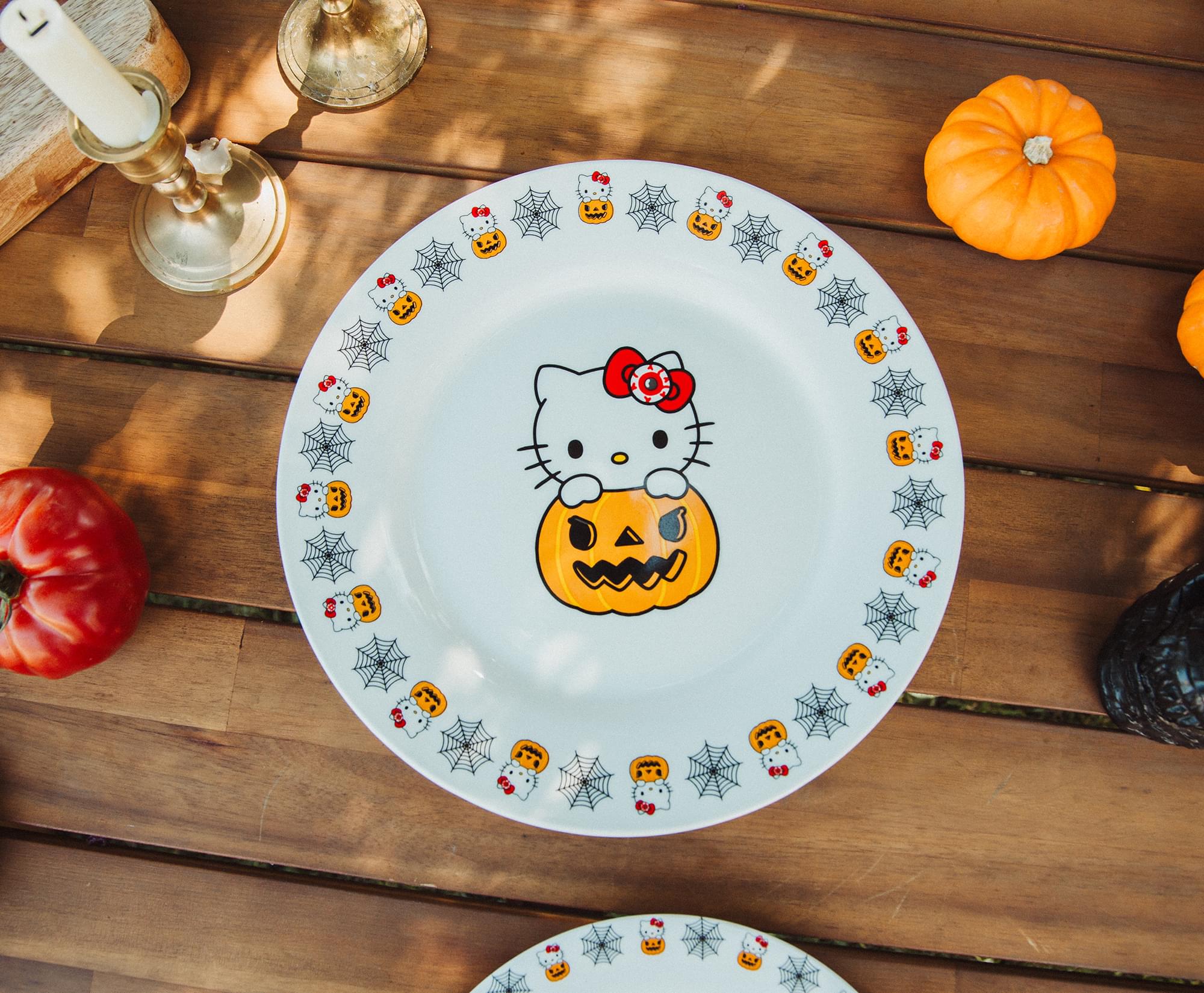 Sanrio Hello Kitty Pumpkin Boo 11-Inch Ceramic Dinner Plate