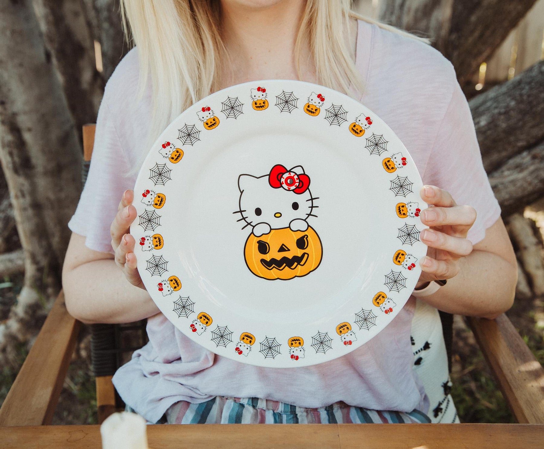 Sanrio Hello Kitty Pumpkin Boo 11-Inch Ceramic Dinner Plate