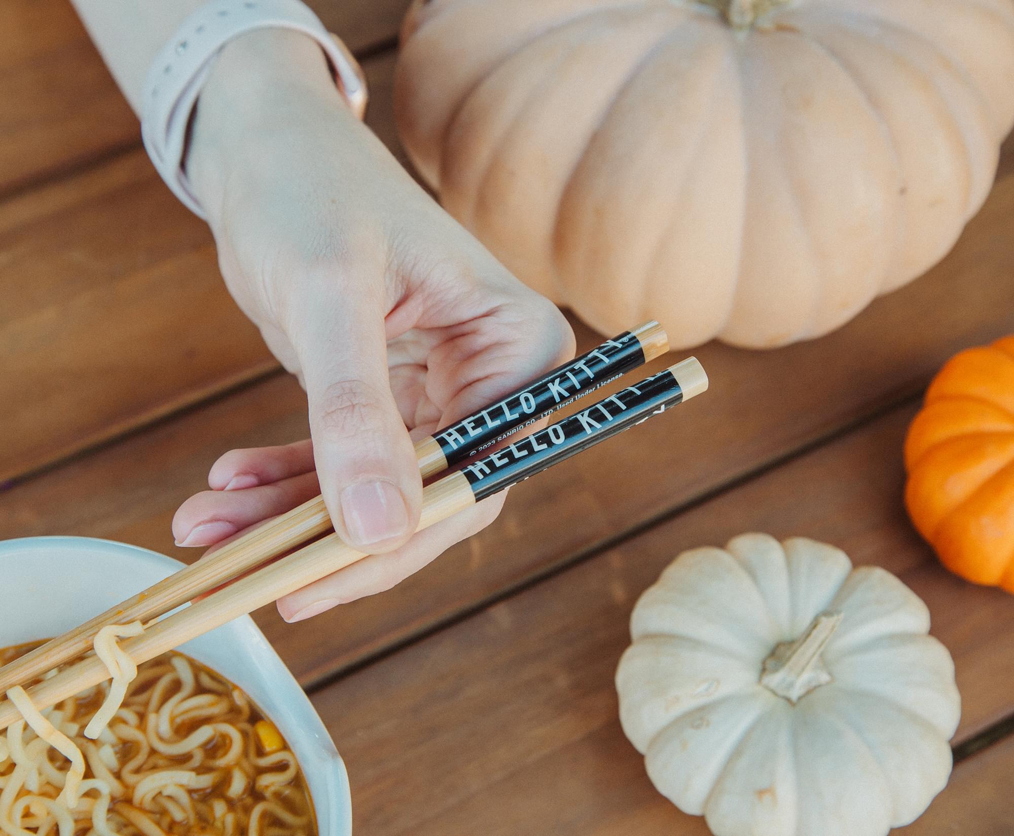 Sanrio Hello Kitty Pumpkin Boo 20-Ounce Ceramic Ramen Bowl and Chopstick Set