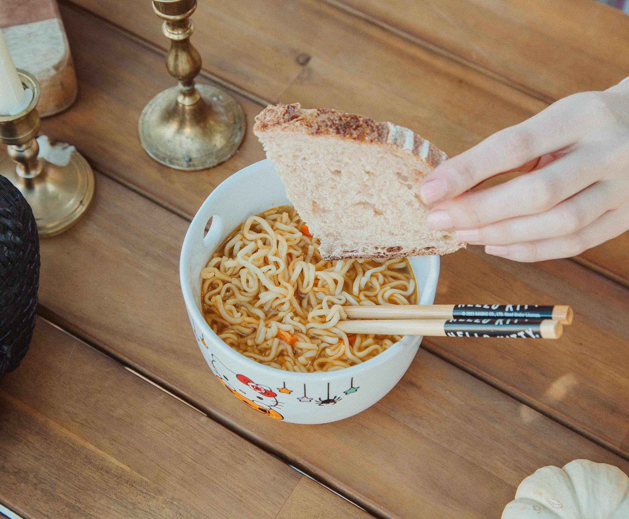 Sanrio Hello Kitty Pumpkin Boo 20-Ounce Ceramic Ramen Bowl and Chopstick Set