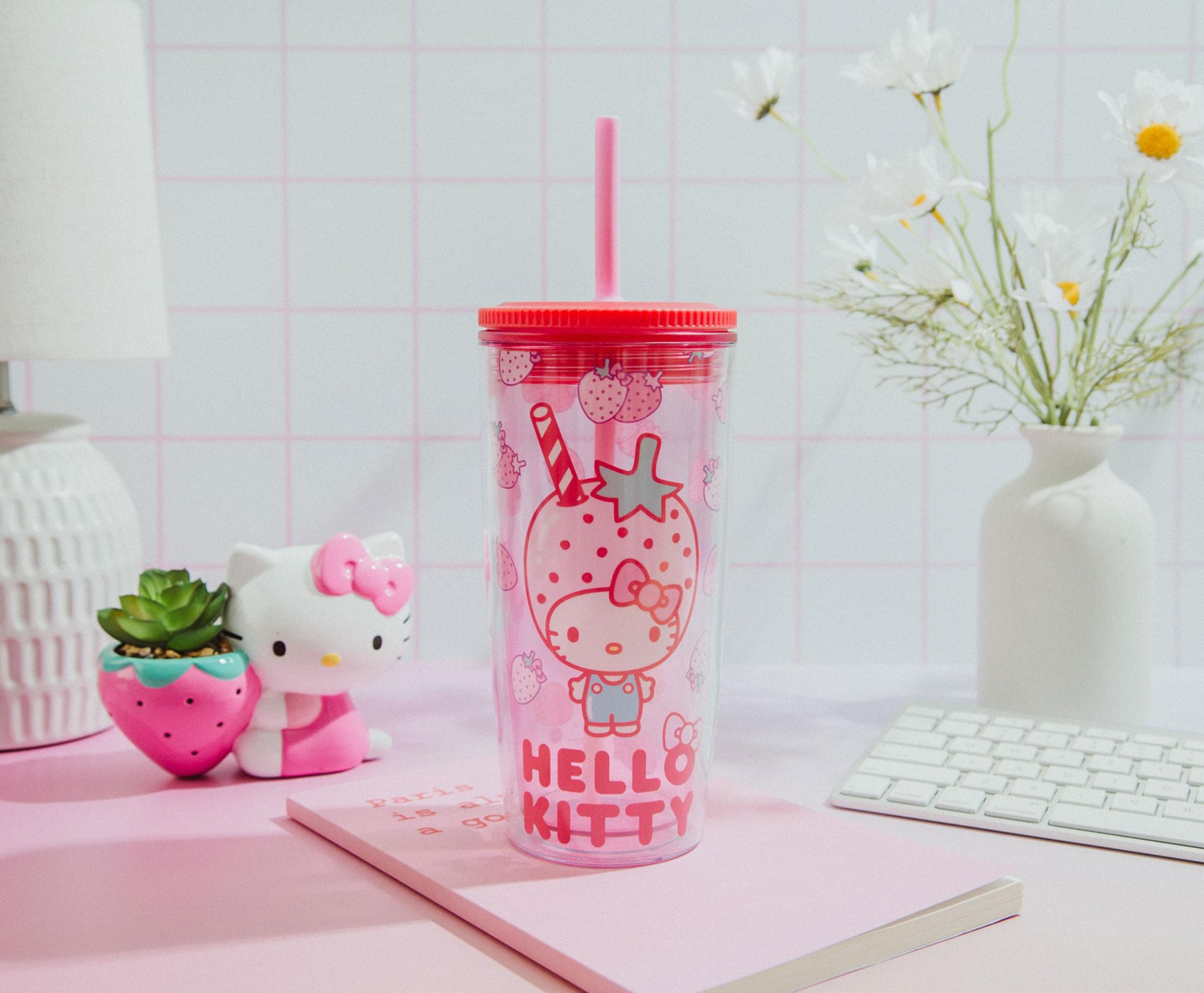 Sanrio Hello Kitty Strawberries Plastic Tumbler With Lid and Straw | 20 Ounces