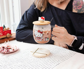 Sanrio Hello Kitty Holiday 17-Ounce Glass Coffee Mug With Lid and Spoon