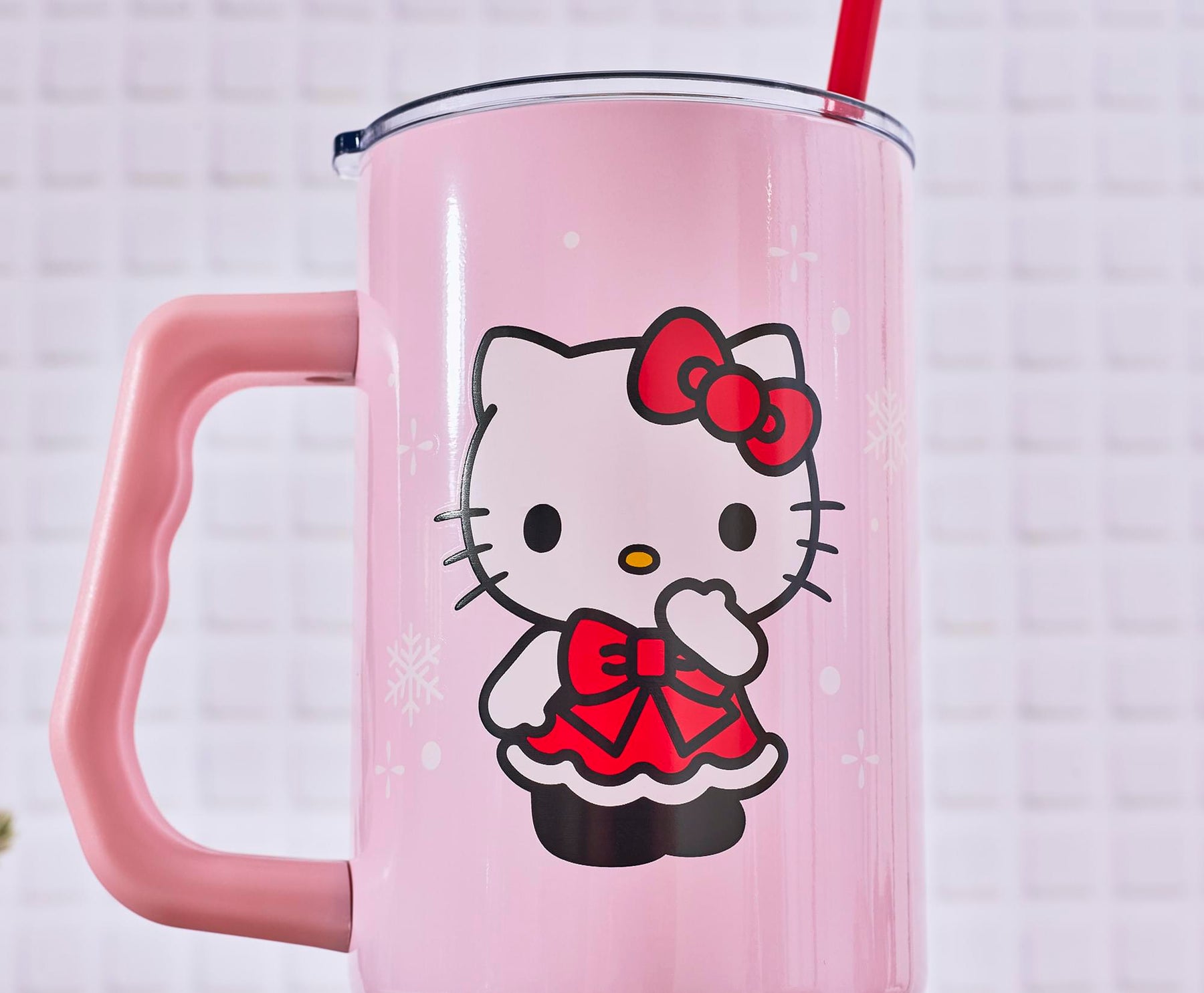 Sanrio Hello Kitty Snowflakes 40-Ounce Stainless Steel Tumbler With Handle and Straw