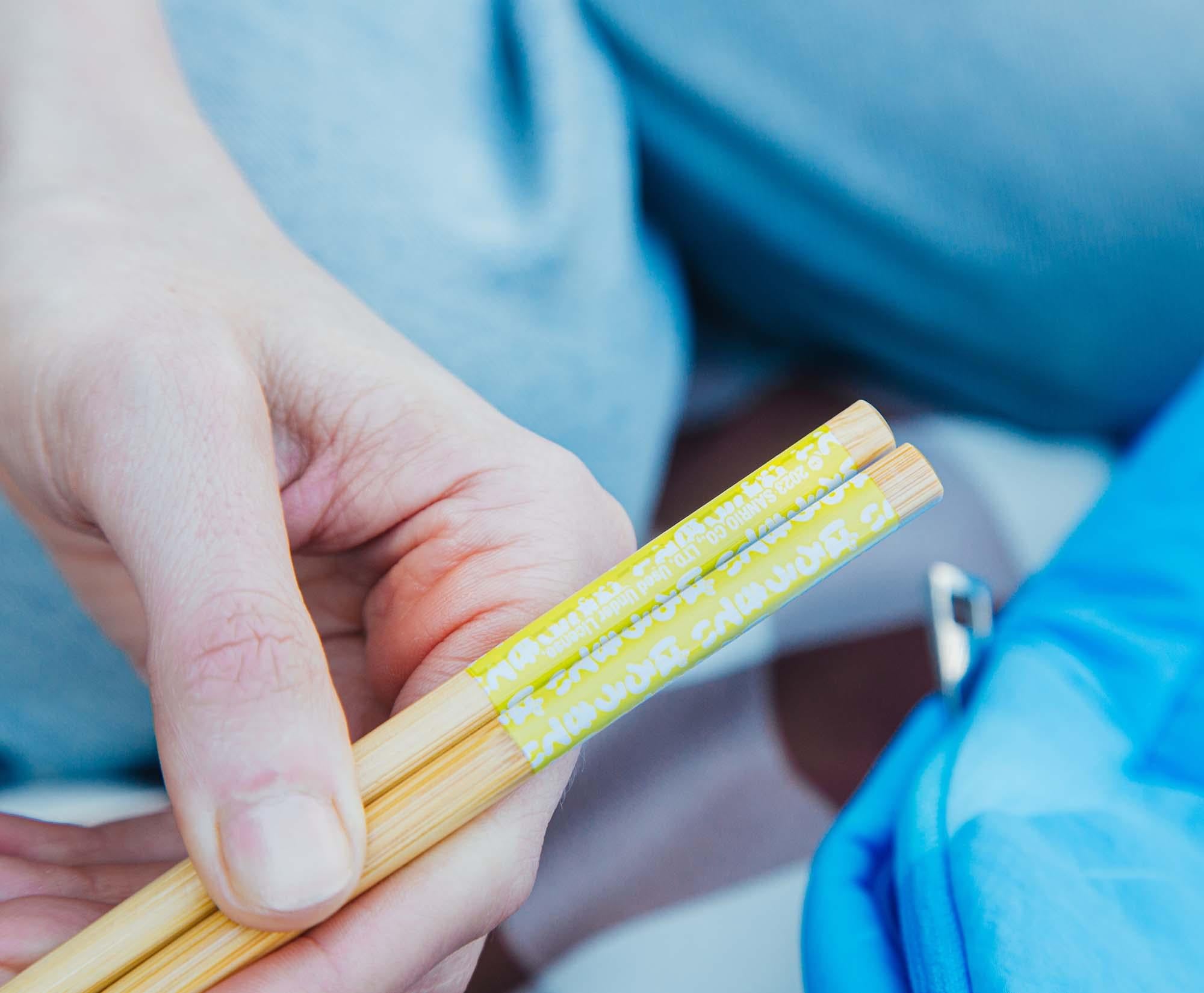 Sanrio Hello Kitty "Kawaii Tokyo" 20-Ounce Ramen Bowl and Chopstick Set