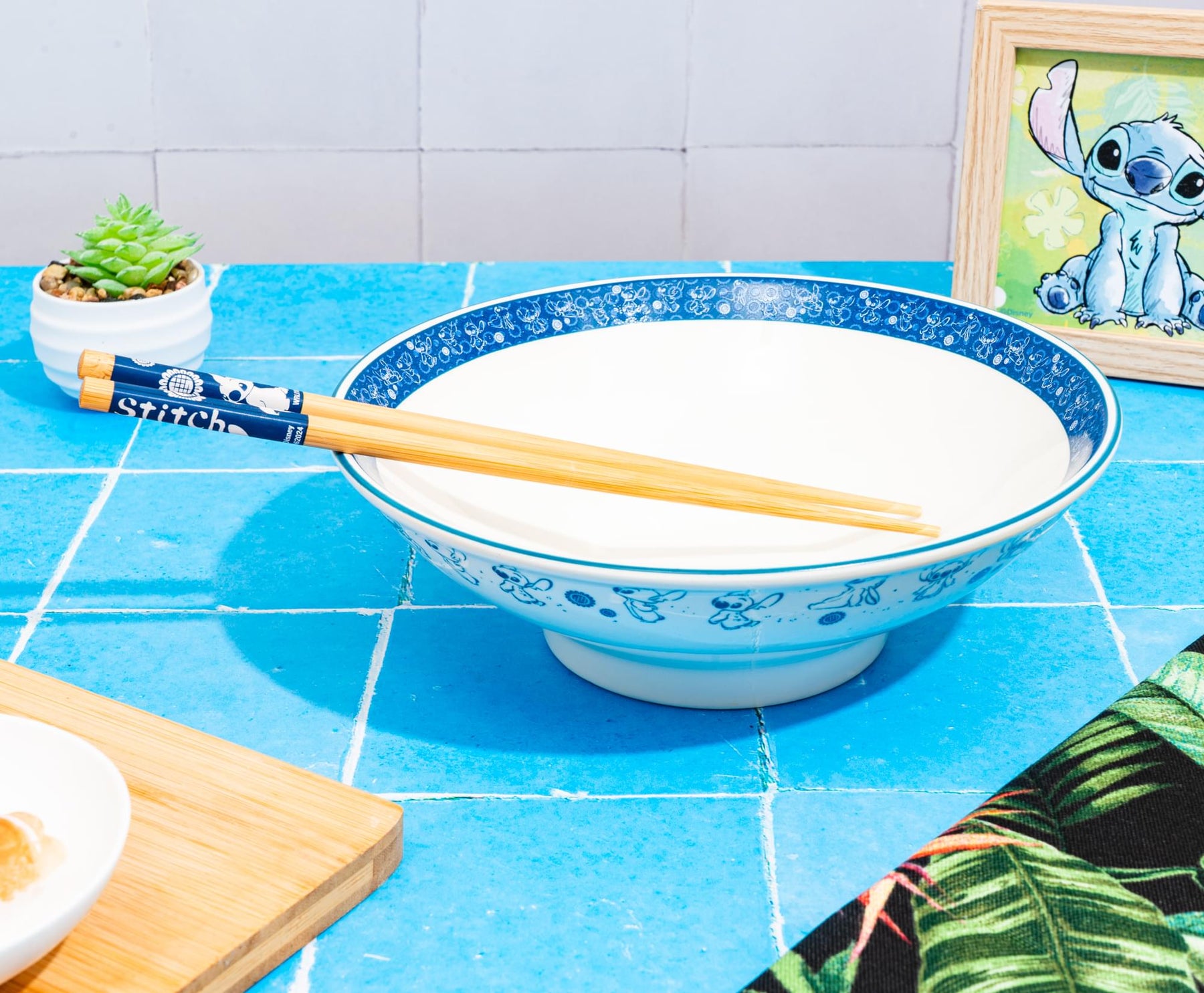 Disney Lilo & Stitch Sunflower 30-Ounce Ramen Bowl and Chopstick Set