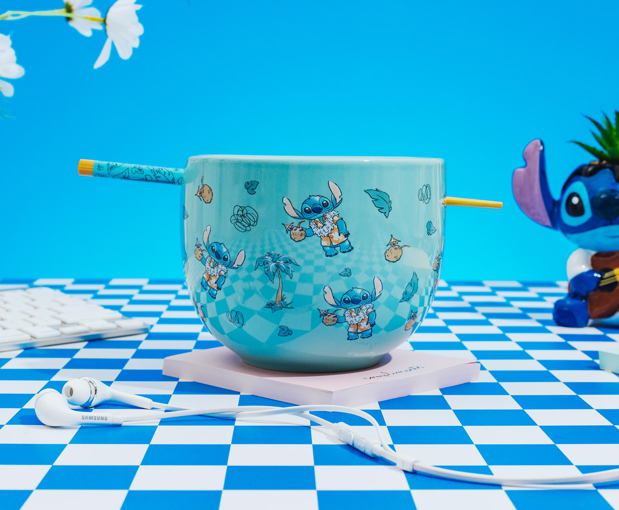 Disney Lilo & Stitch Hawaiian Icons 20-Ounce Ramen Bowl and Chopstick Set